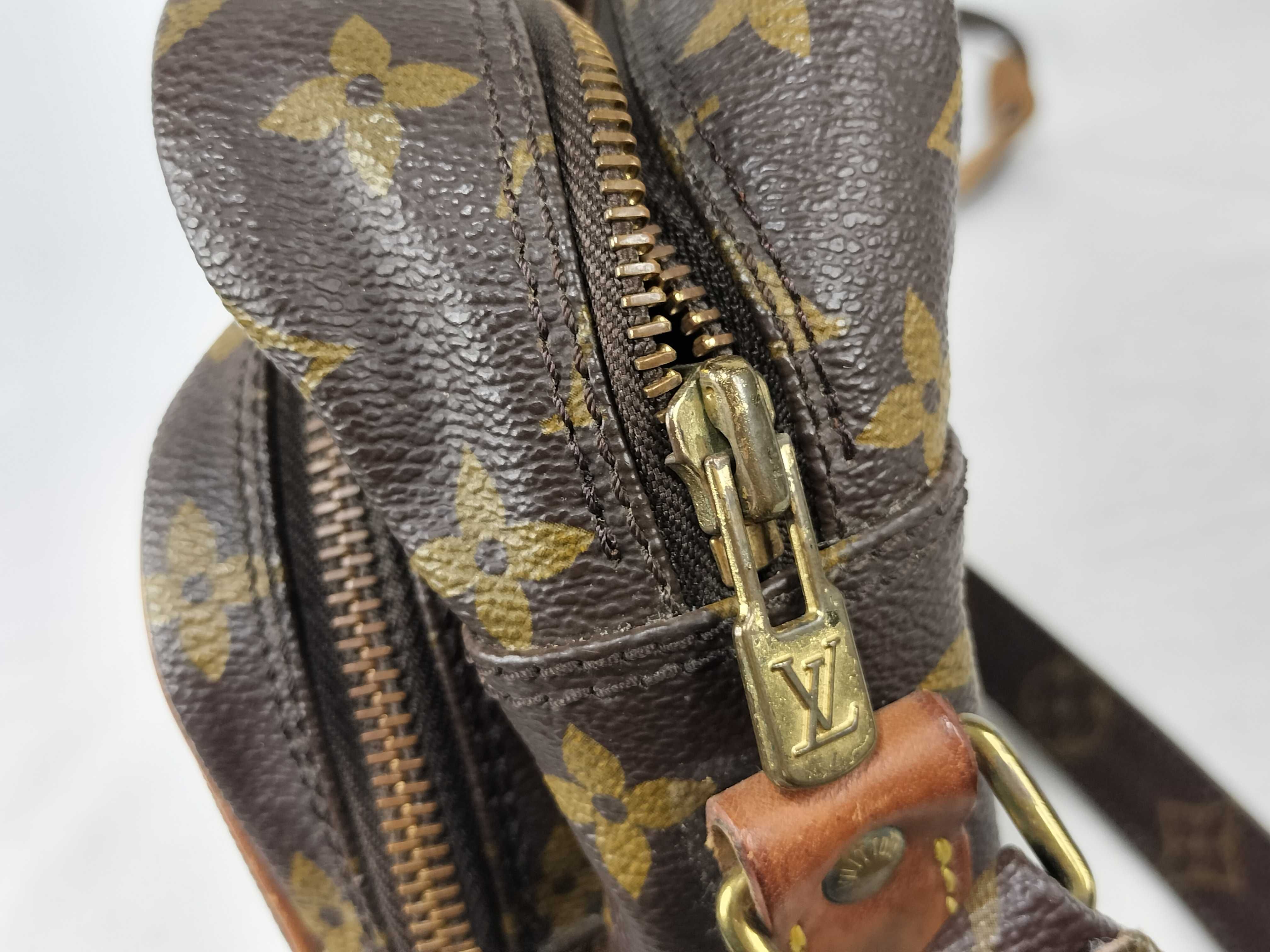 Monogram Louis Vuitton Nile Shoulder Bag — view 13