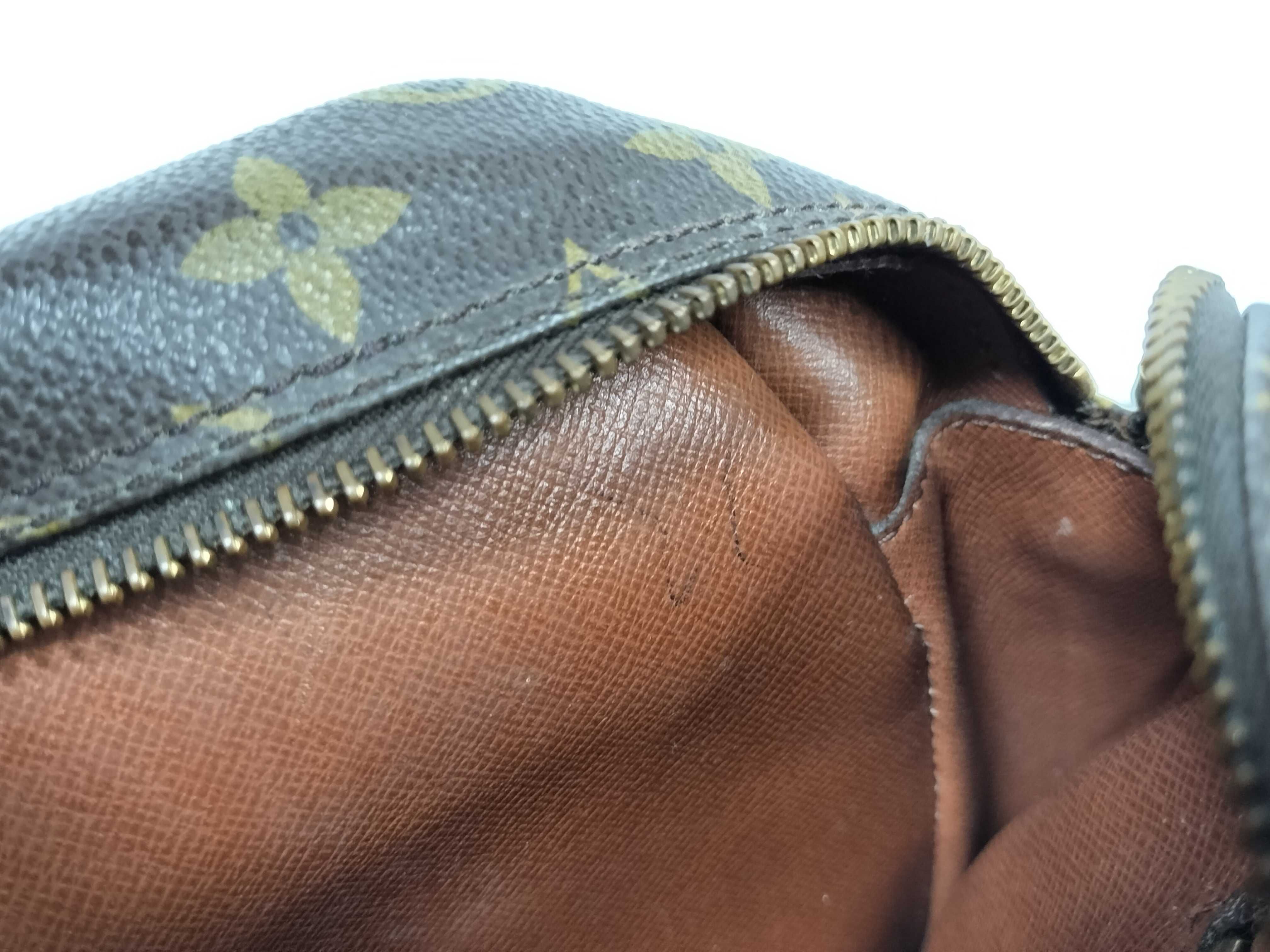 Monogram Louis Vuitton Nile Shoulder Bag — view 14
