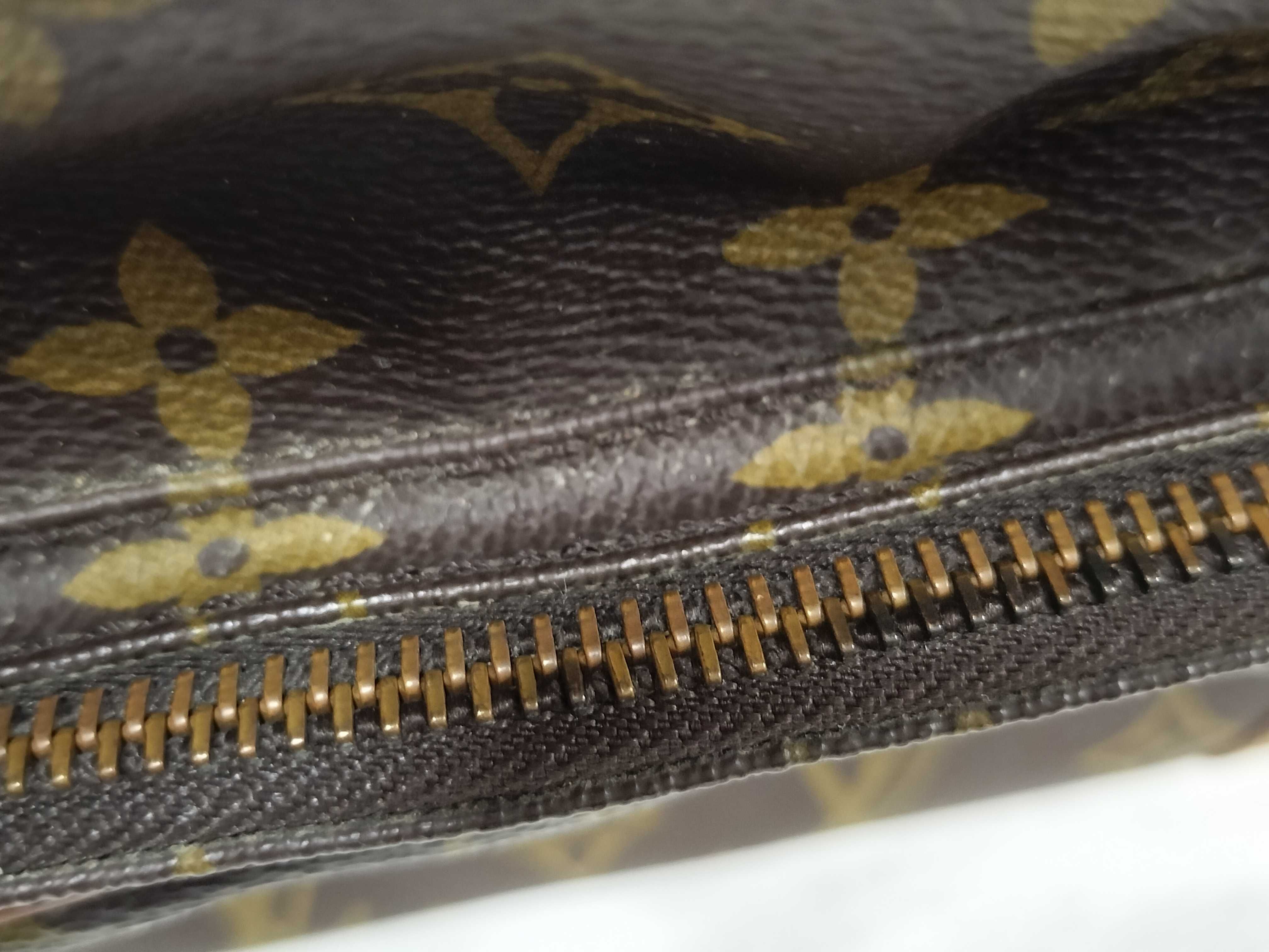 Monogram Louis Vuitton Nile Shoulder Bag — view 6