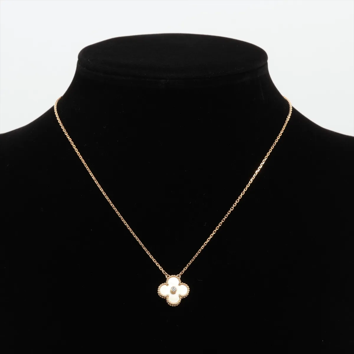 Vintage Alhambra Golden Shell Diamond Necklace, 750 (YG), 6.2g, JA340800. Features: dents on the clasp, — view 5
