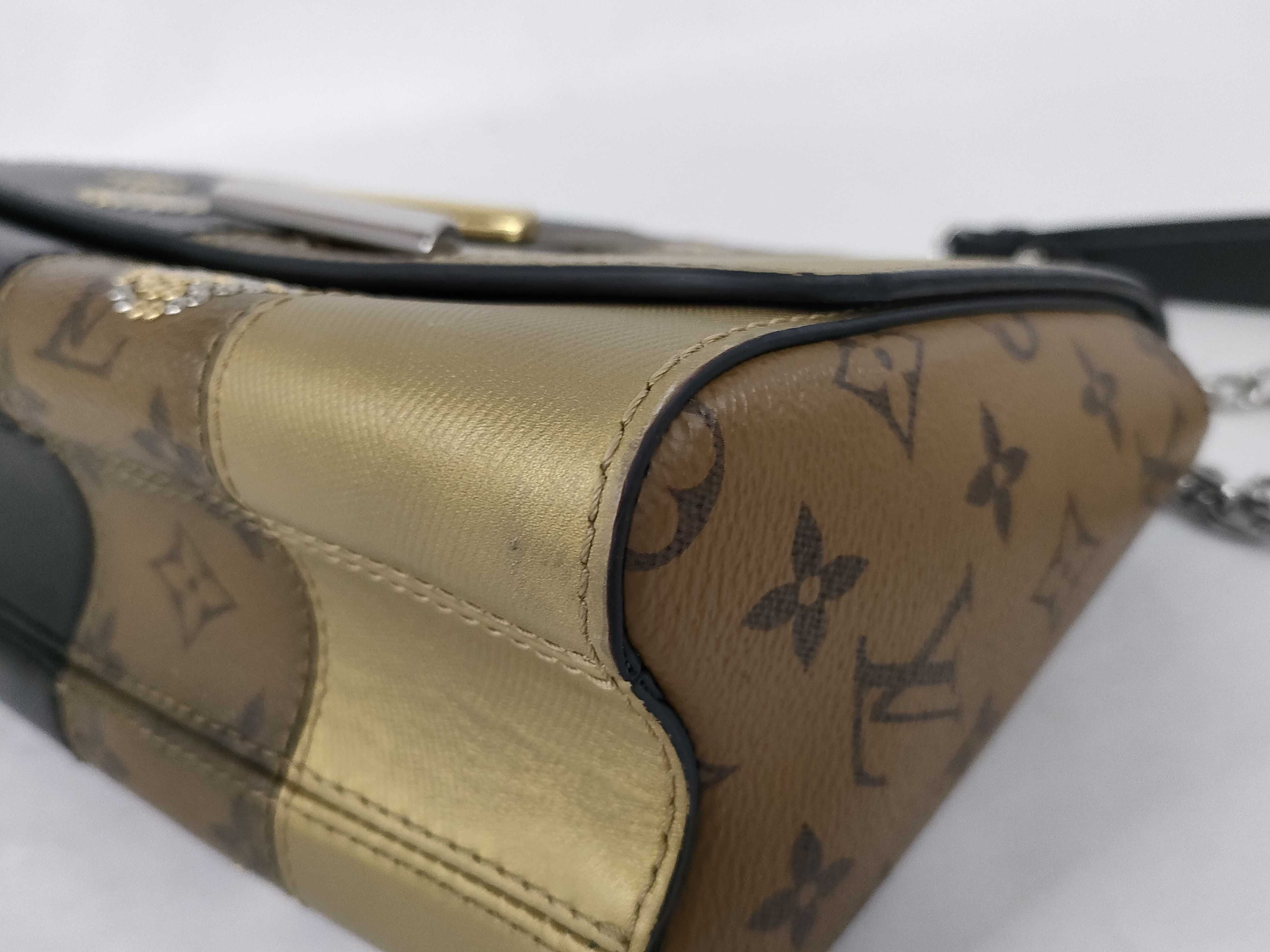 Twist MM Shoulder Bag M54600 — view 6