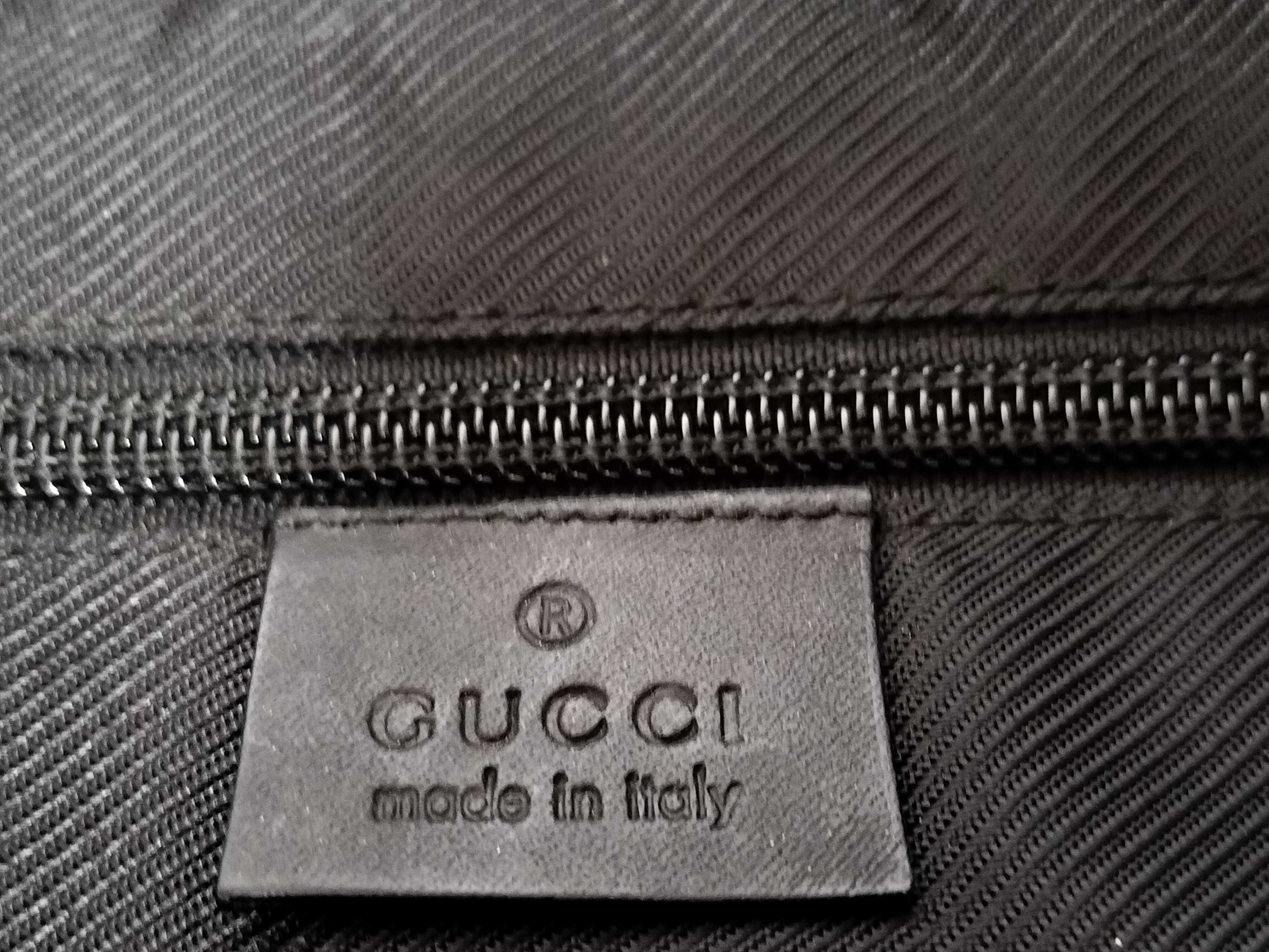 GG Gucci Denim Shoulder Bag — view 11