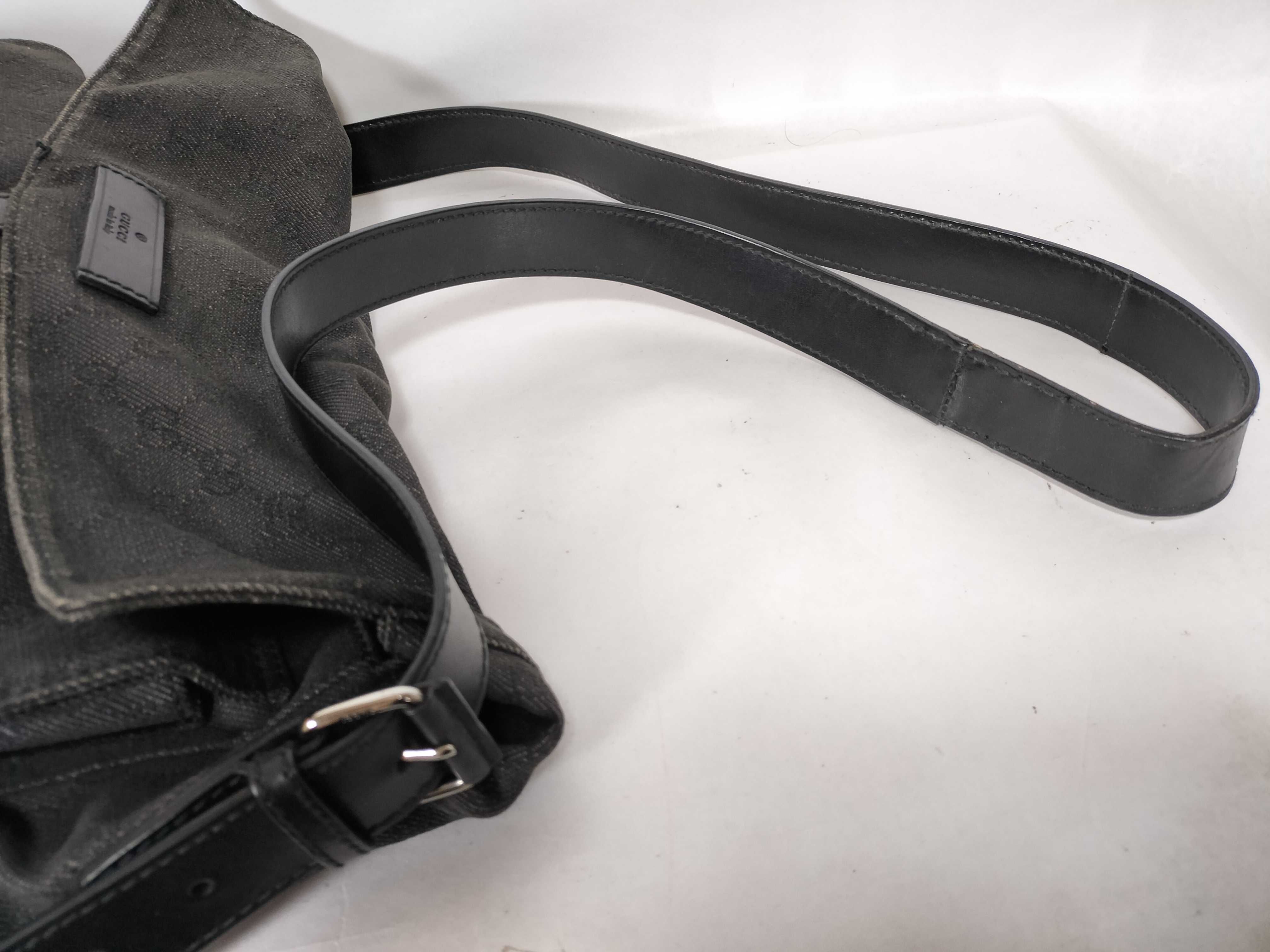 GG Gucci Denim Shoulder Bag — view 3