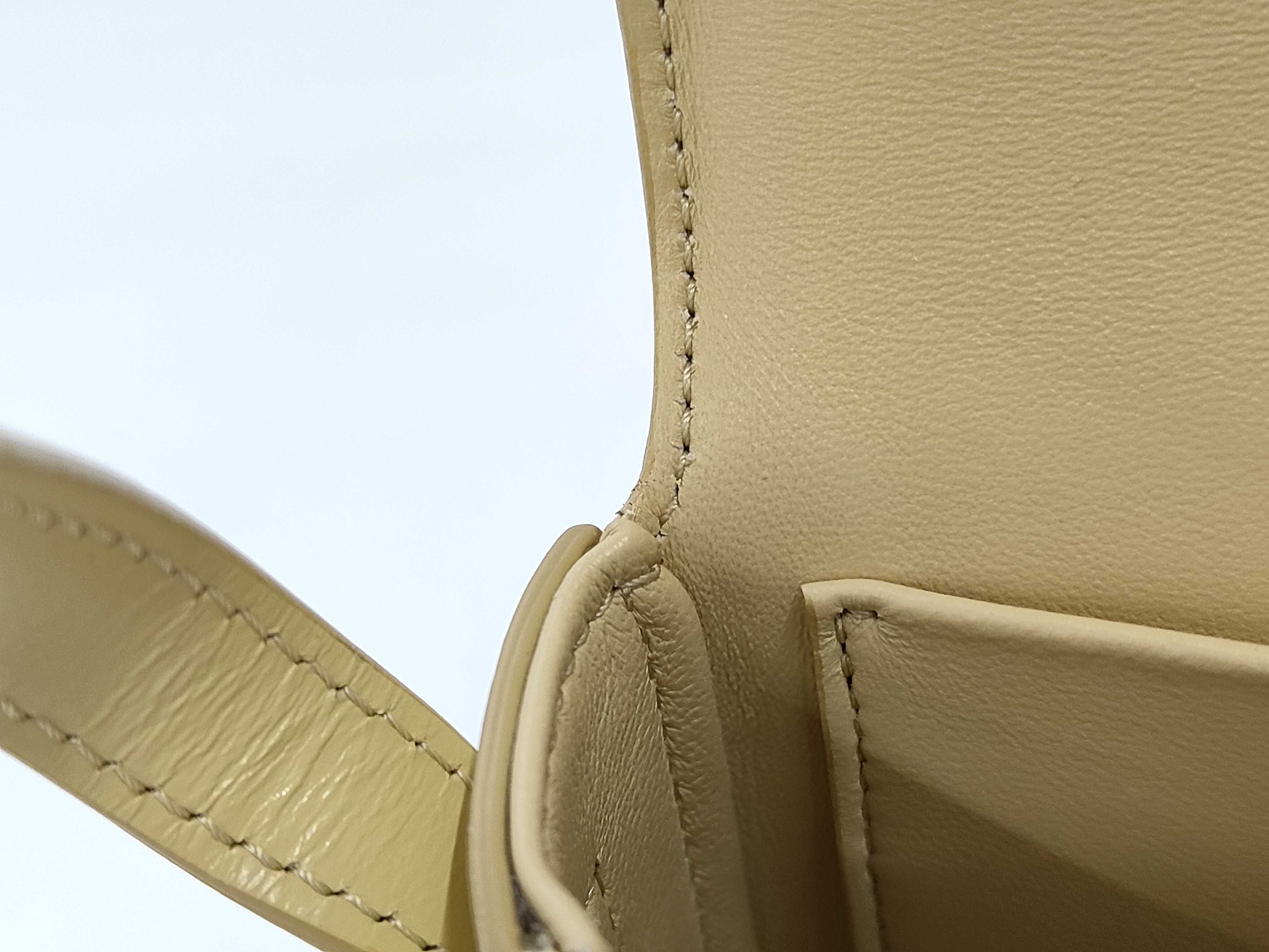 Triomphe Yellow Shoulder Bag — view 10