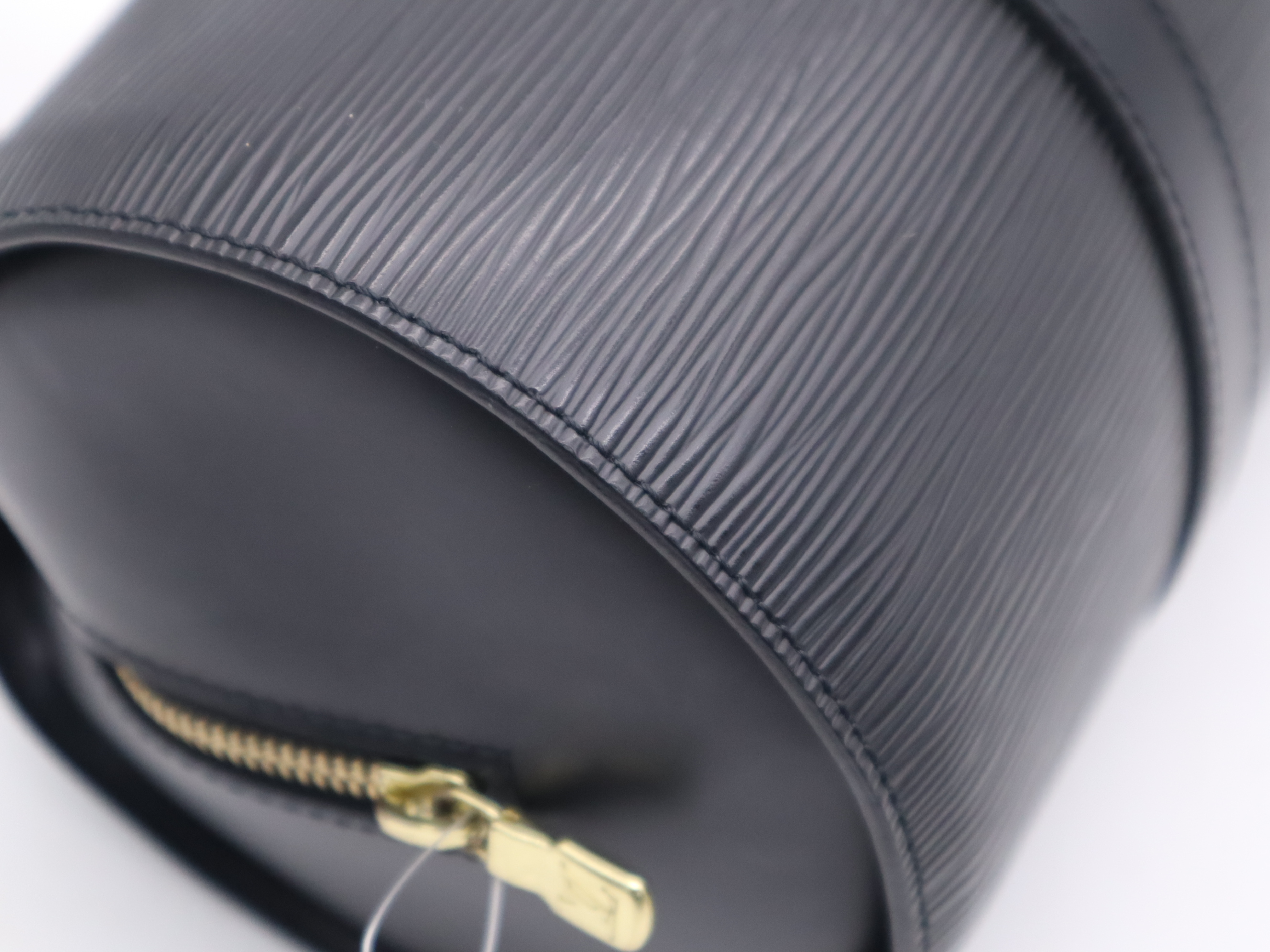 M52222 Epices Floss Noir Handbag — view 9