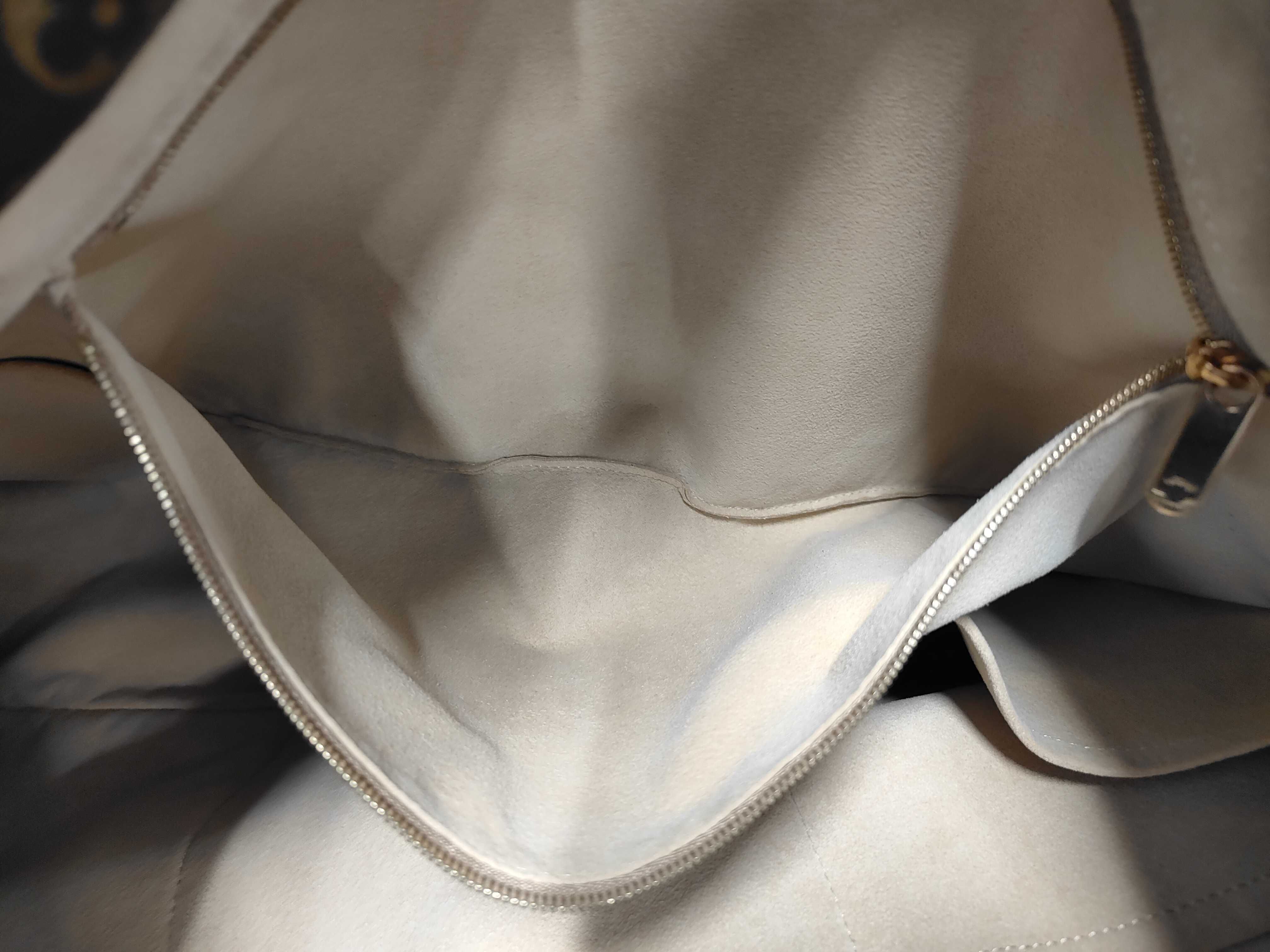 LV Louis Vuitton Artsy Monogram Handbag — view 10
