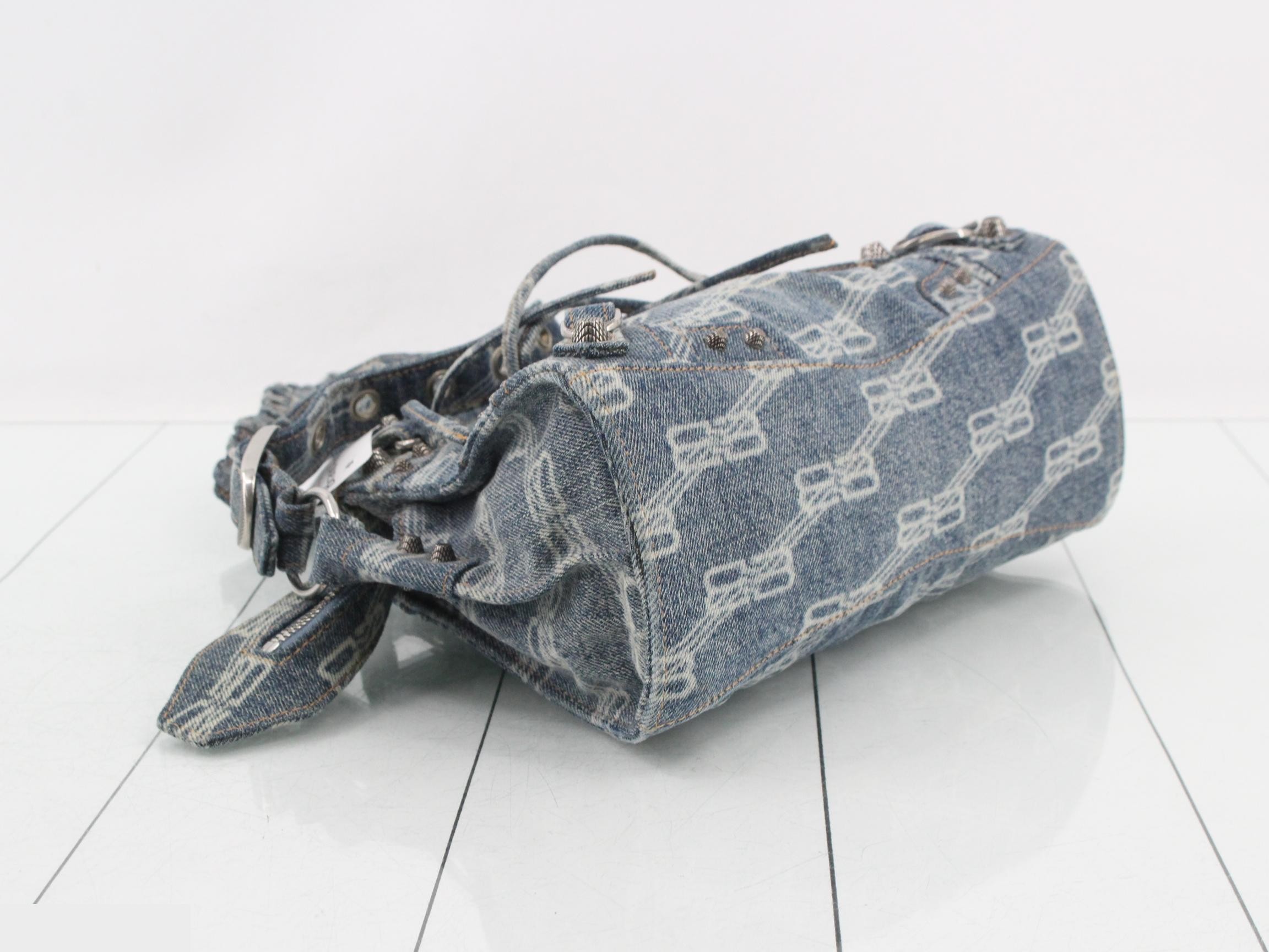 The City Shoulder Bag - Denim — view 5