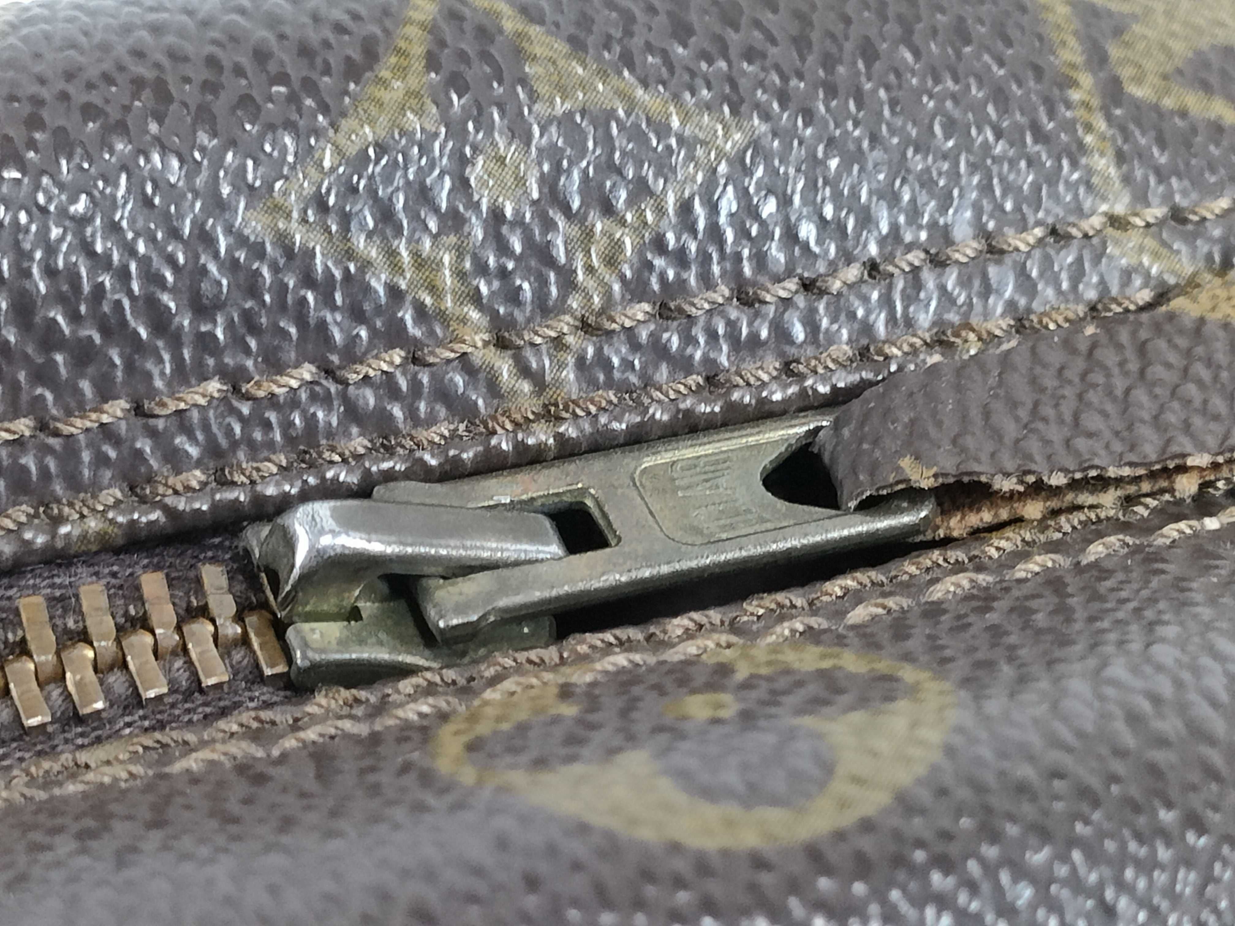 Monogram Louis Vuitton Monogram Trousse Wallet 27 M47522 Pouch — view 13