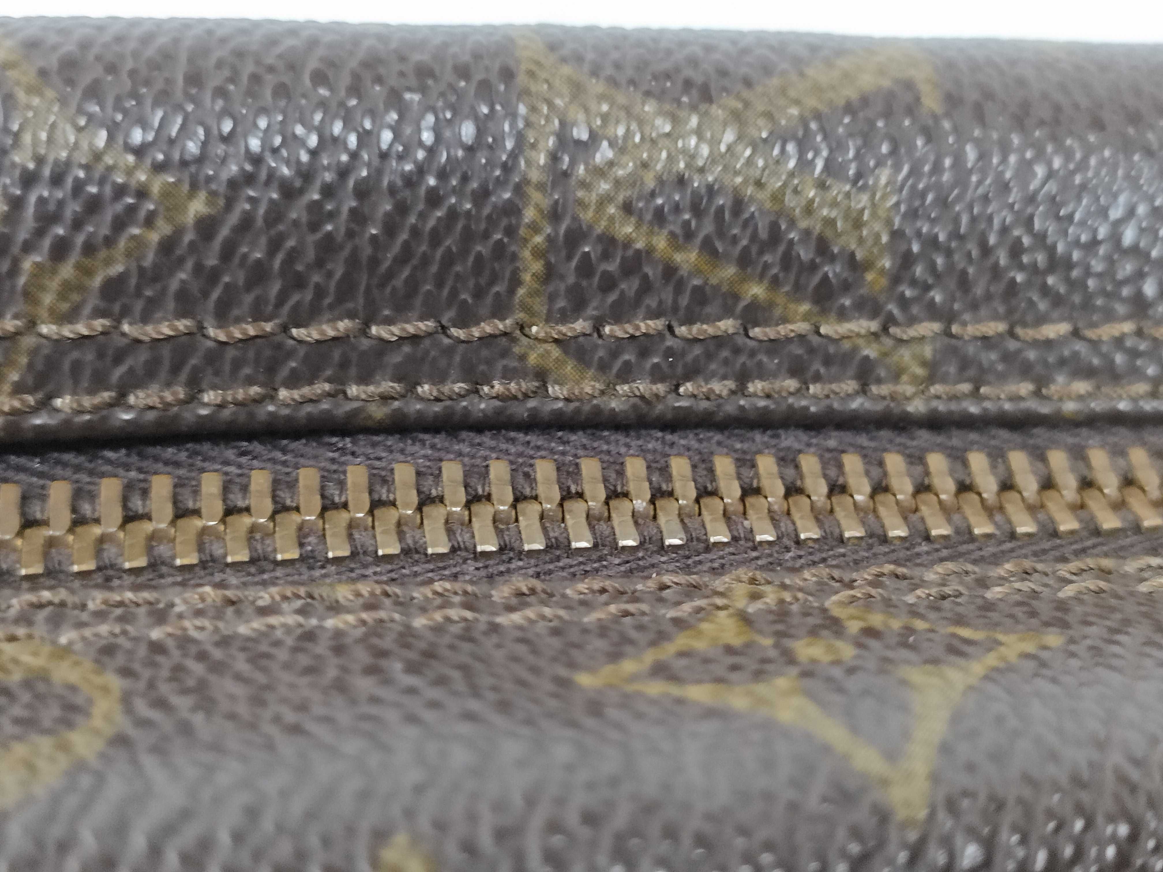 Monogram Louis Vuitton Monogram Trousse Wallet 27 M47522 Pouch — view 3