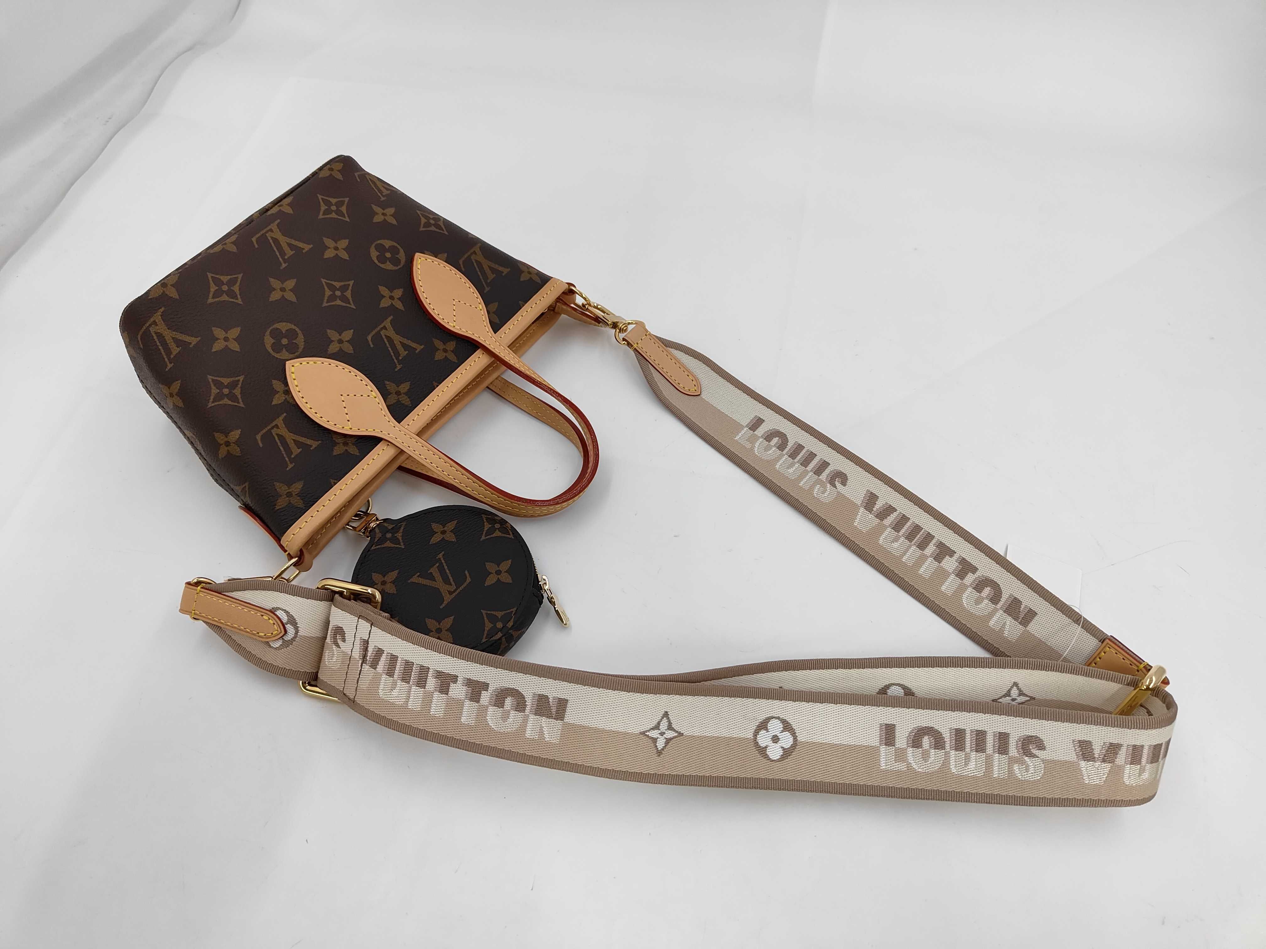 Monogram M46705 Shoulder Bag — view 7