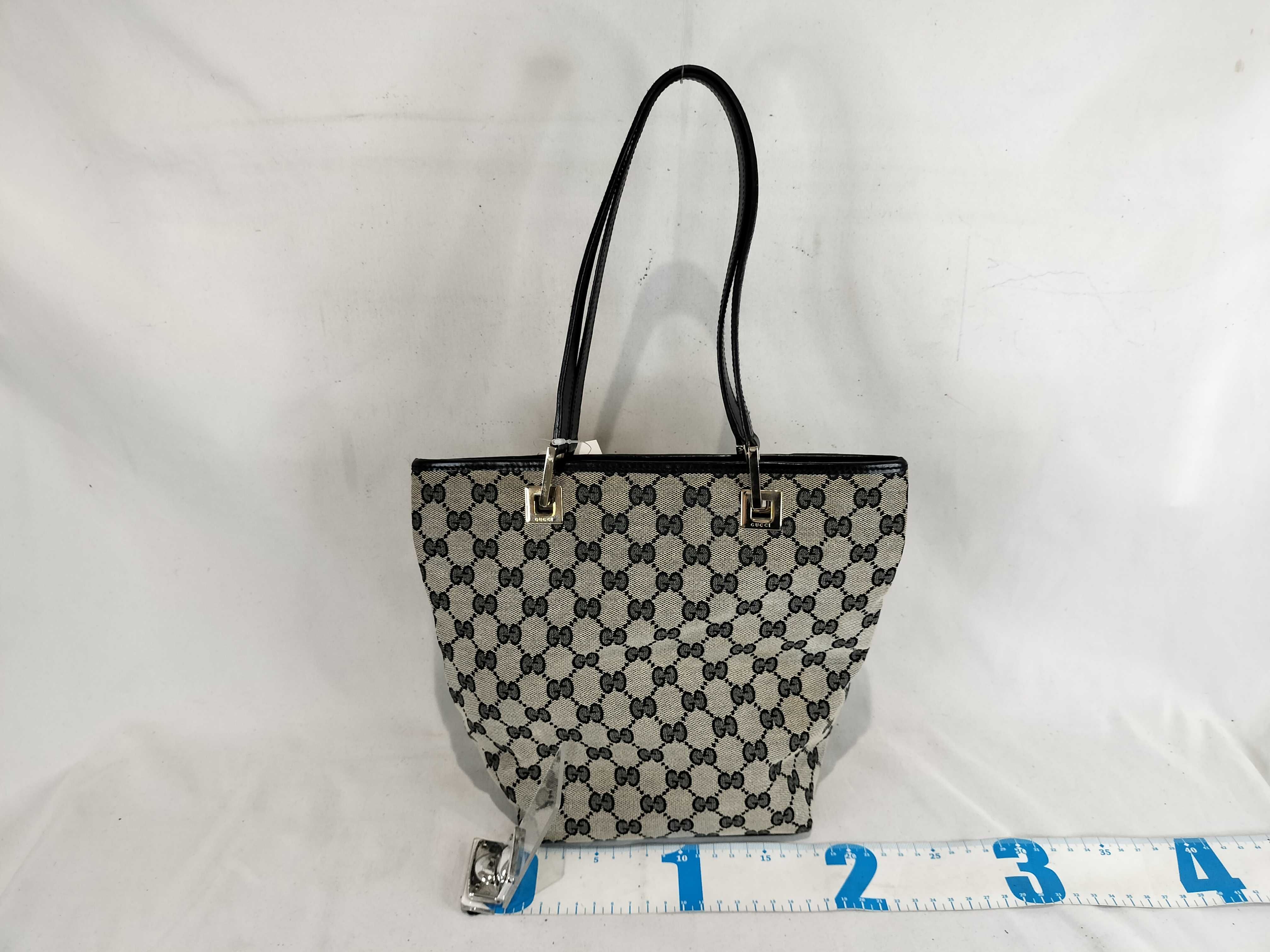 GG Canvas Tote Bag 1099 Handbag — view 2