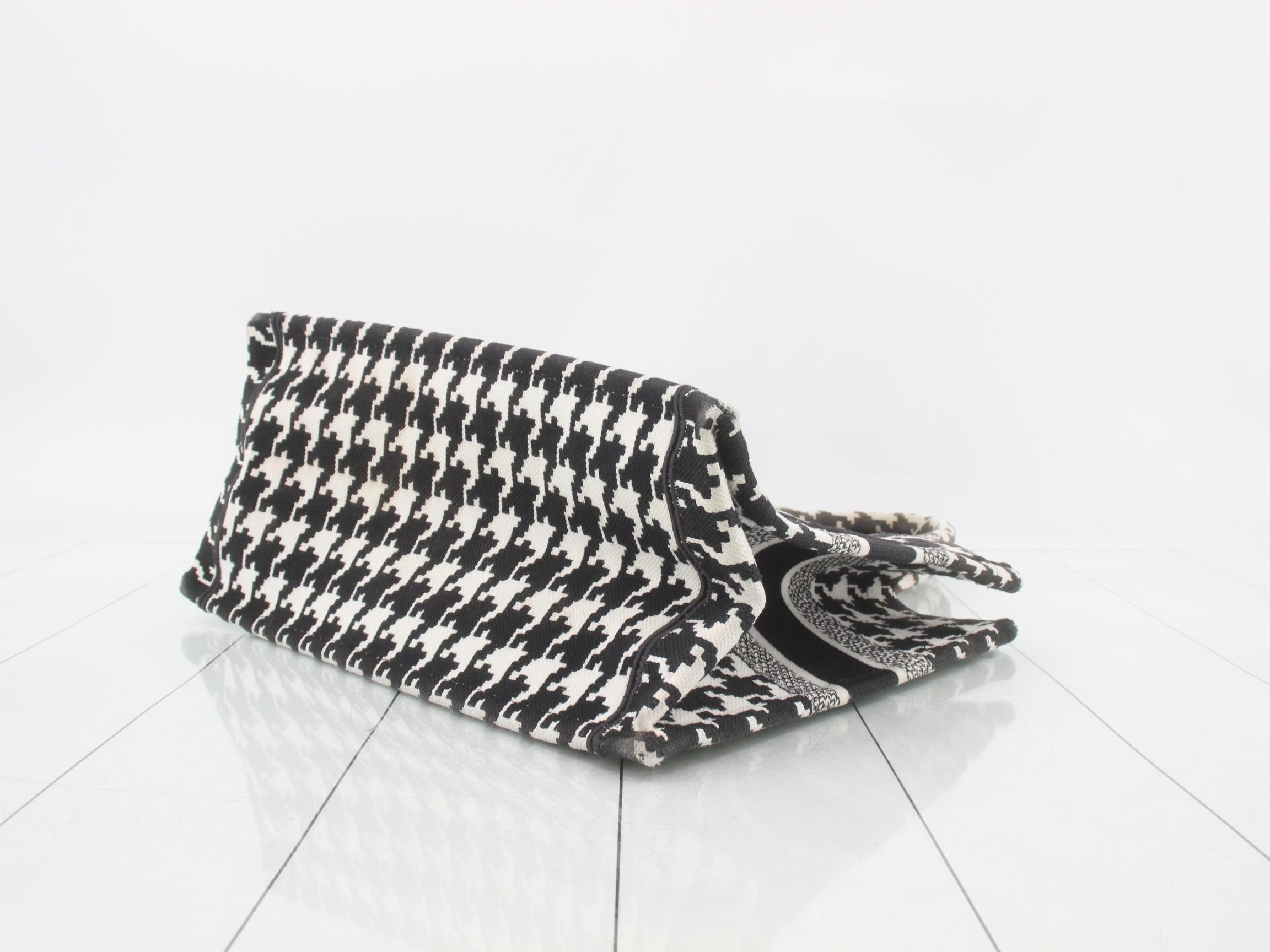 Book Tote, Medium, Houndstooth Pattern, Tote Bag — view 6