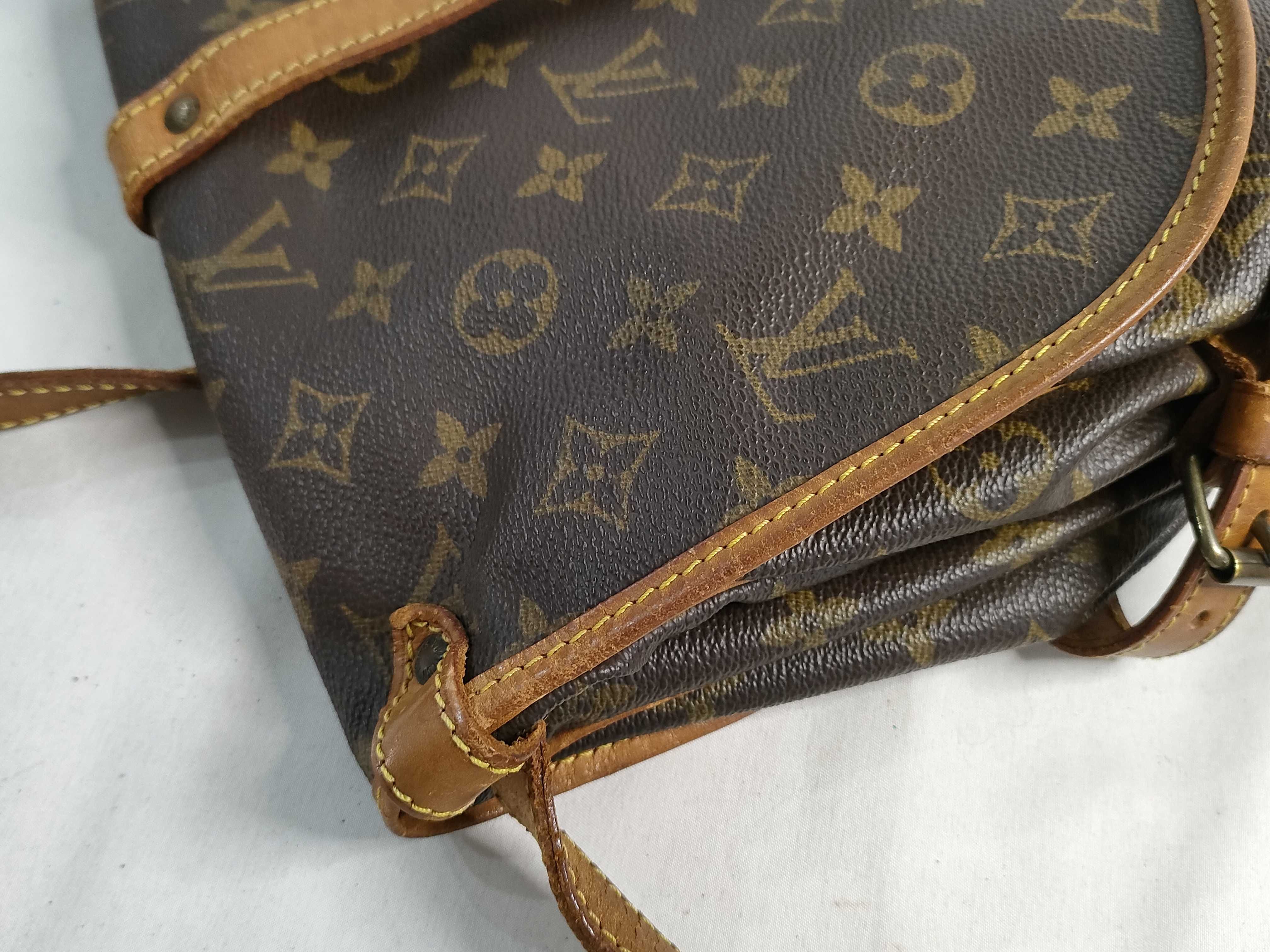 Monogram Saumur 30 Monogram M42256 Shoulder Bag — view 14
