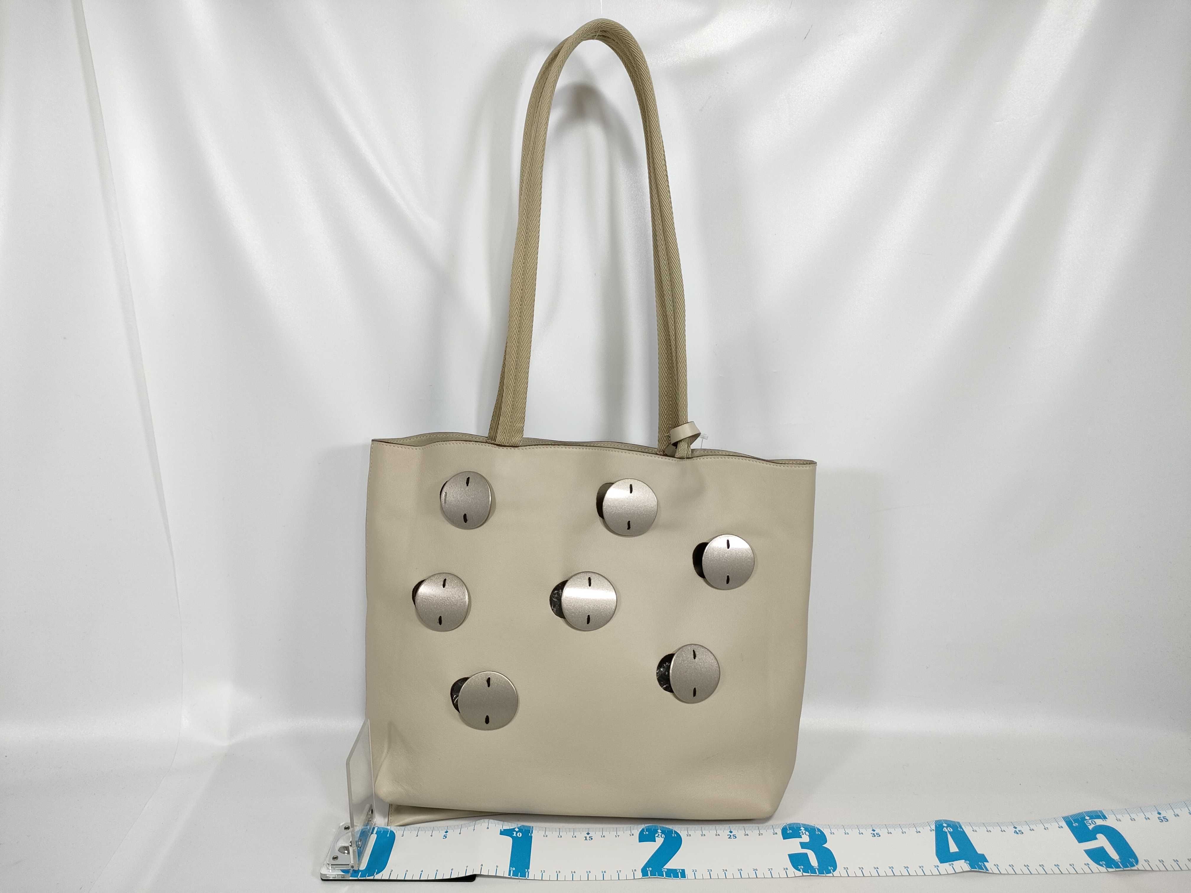 Grommet Punching Tote Bag — view 2