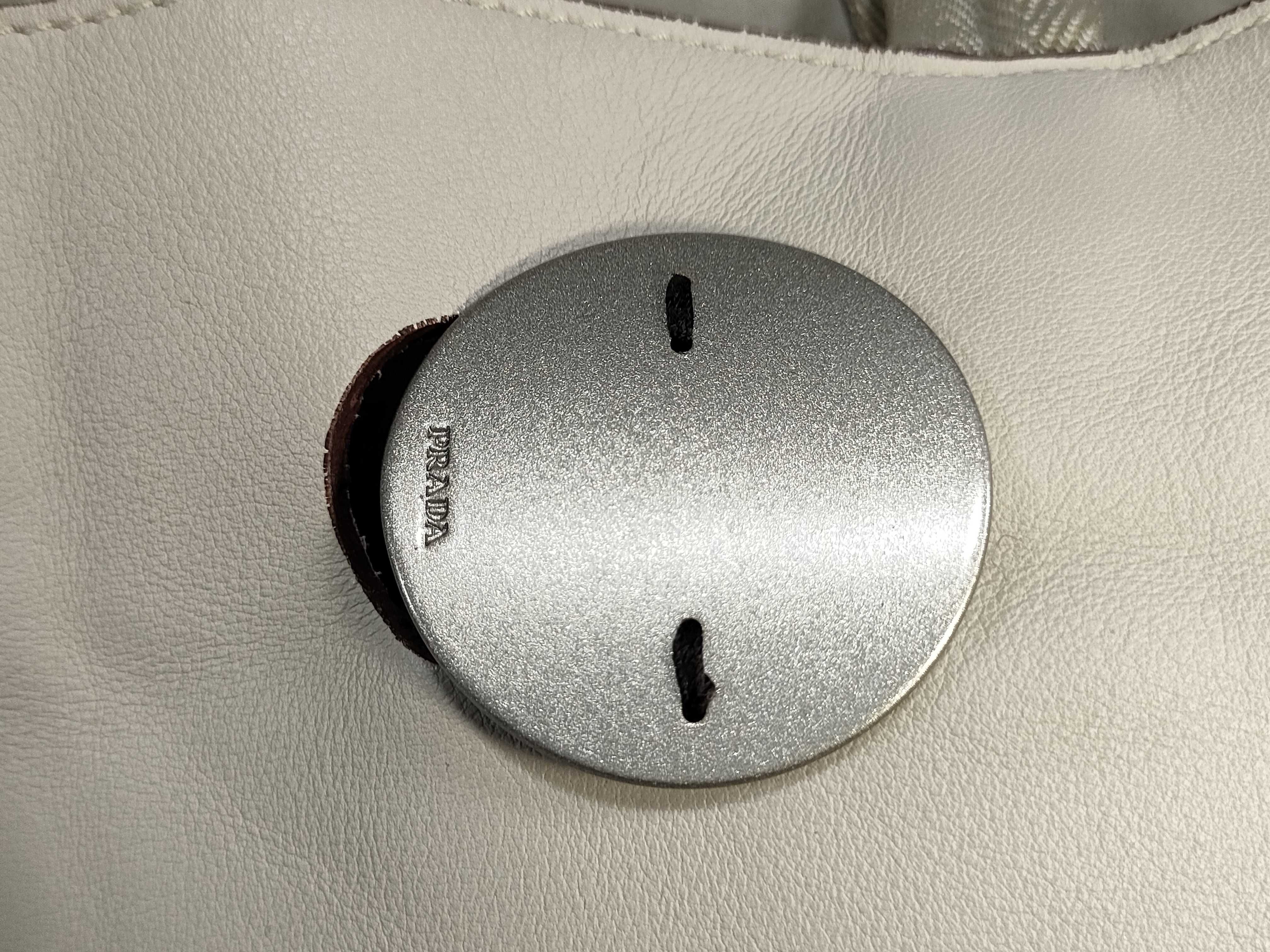 Grommet Punching Tote Bag — view 12