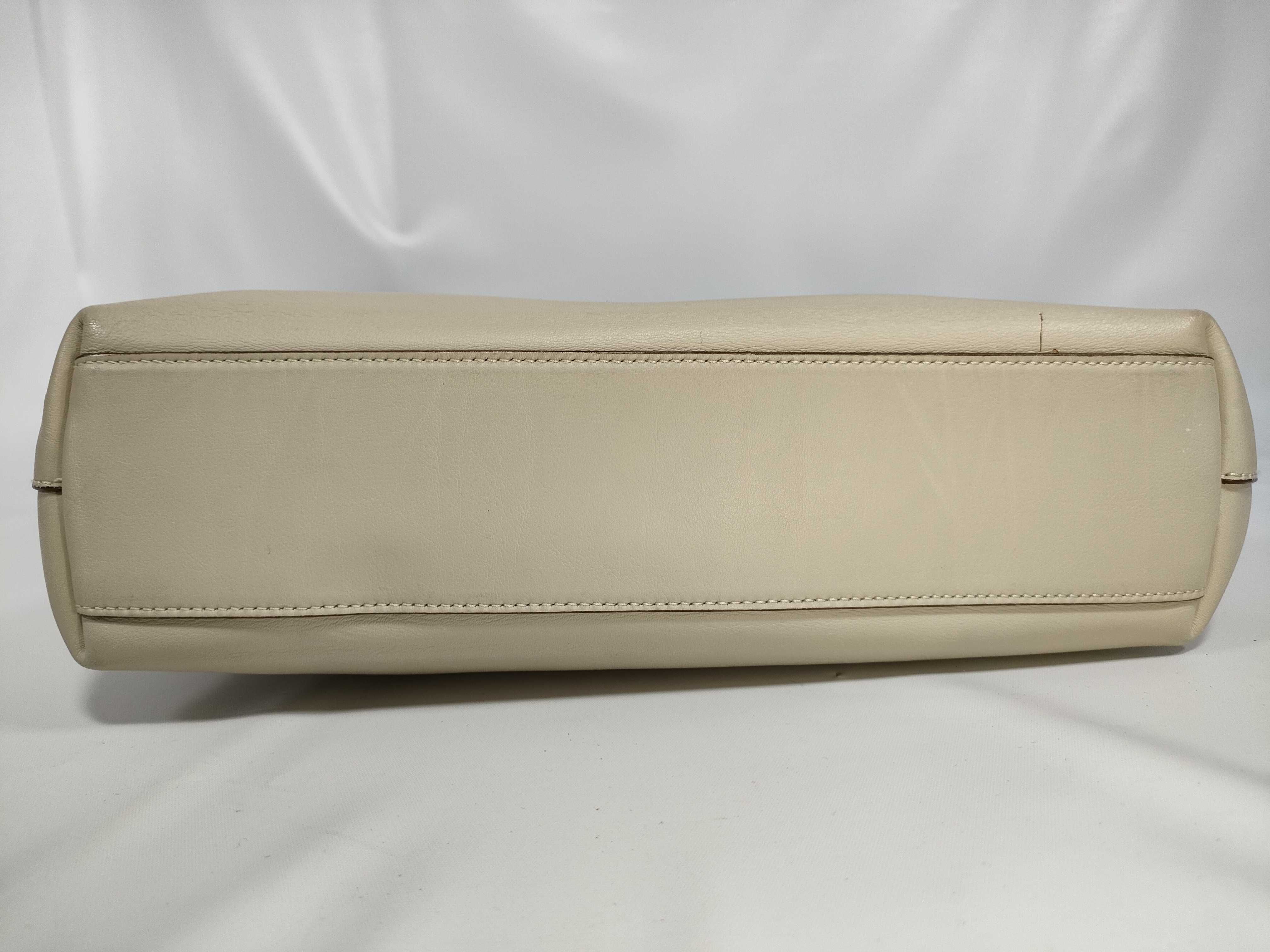 Grommet Punching Tote Bag — view 7