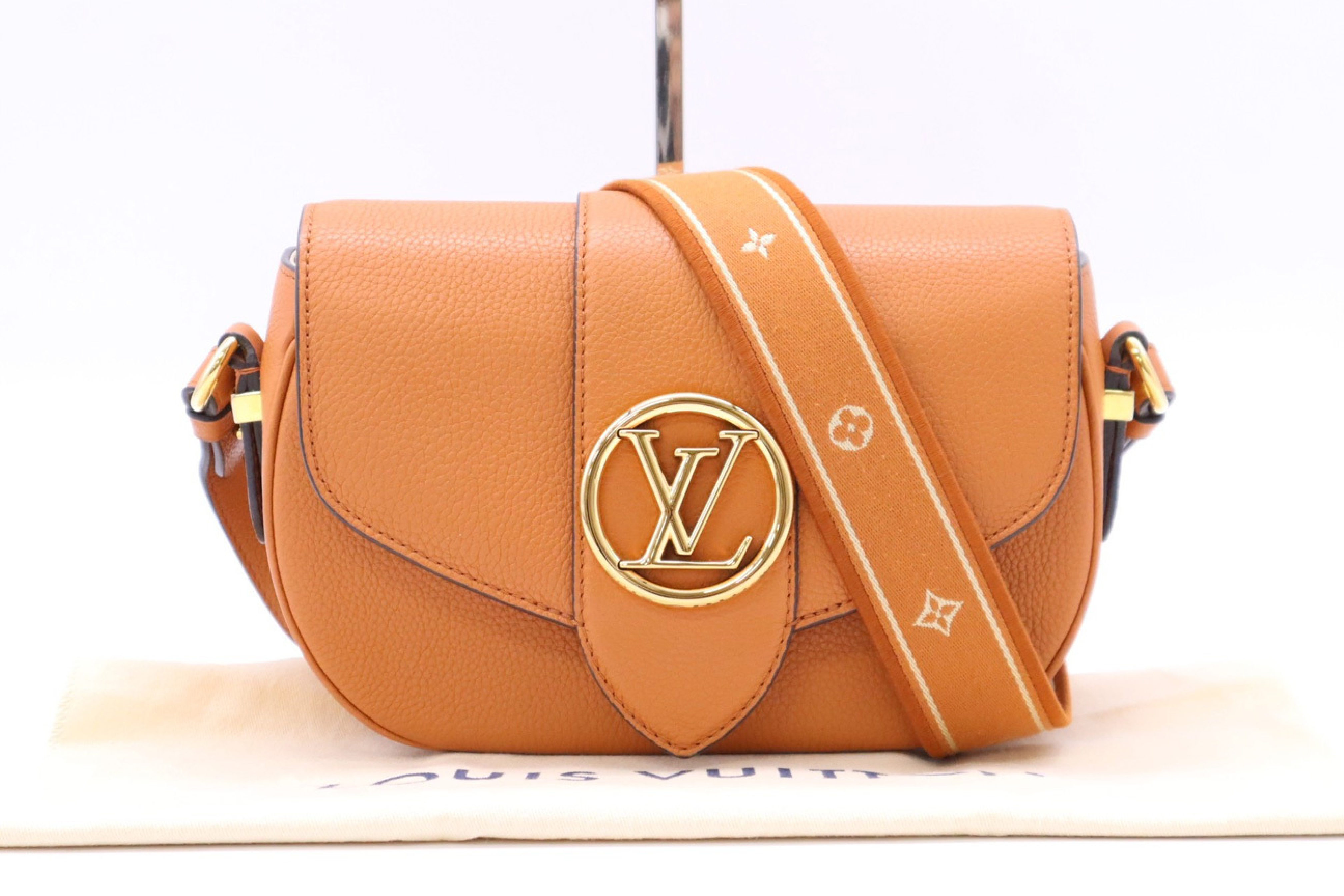 M58968 Calf Leather LV Pont Neuf Soft MM Sienne Dore Brown Cream Shoulder Bag