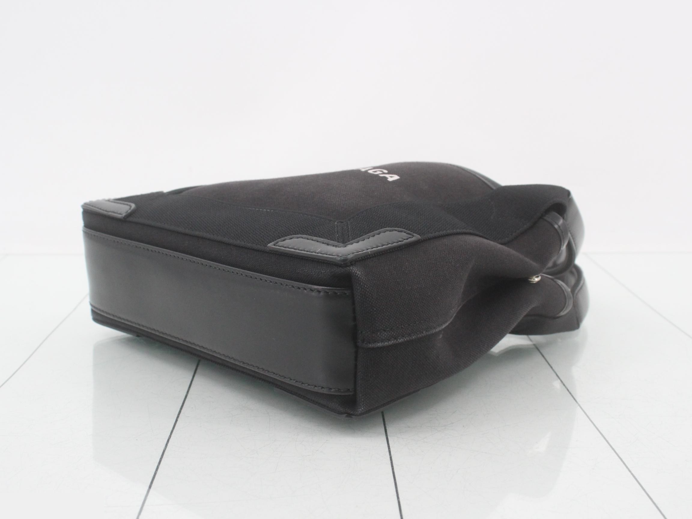 390346 Hippo — view 6