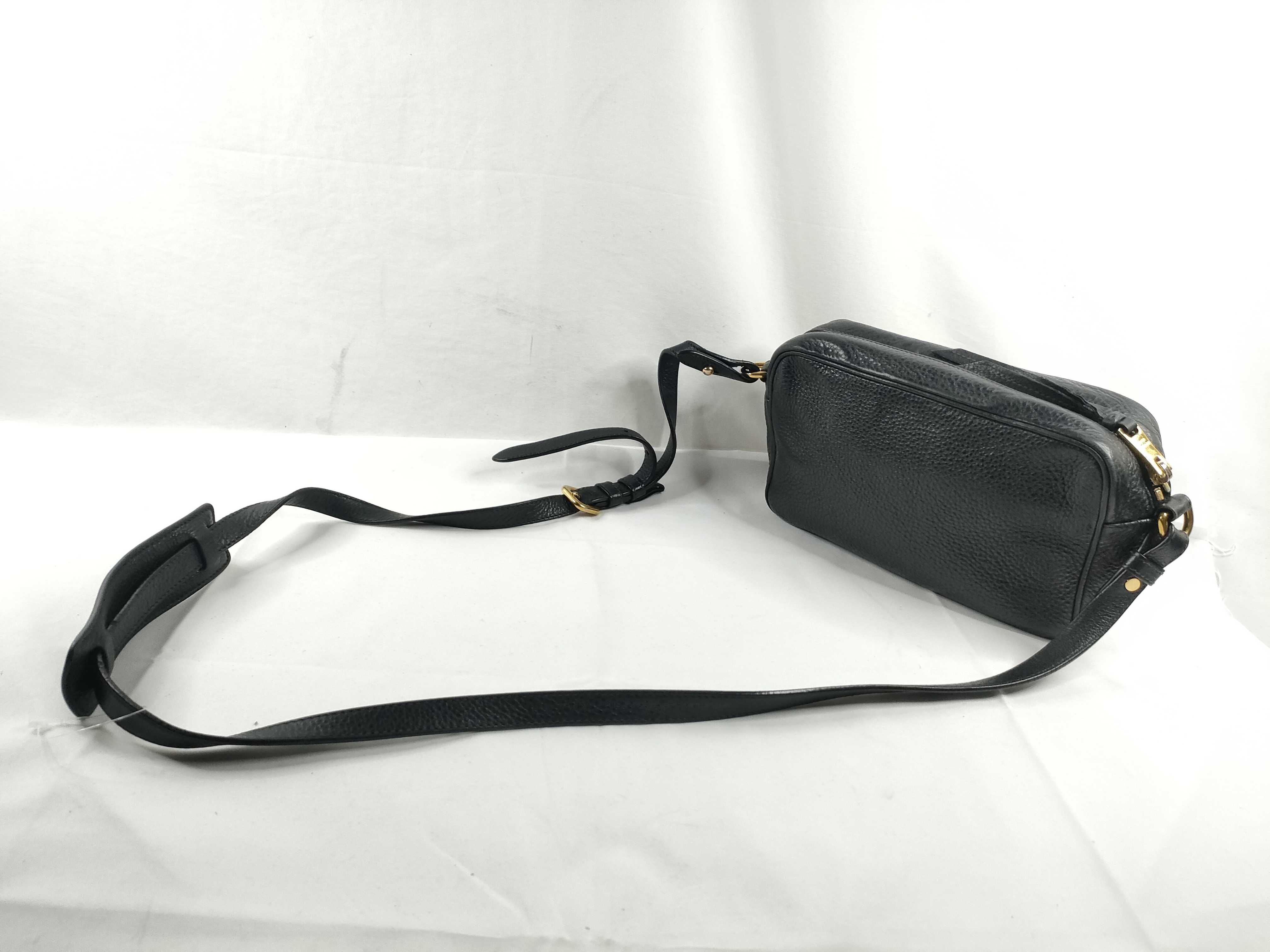 Vitello Daino Camera Bag, Black Shoulder Bag — view 6