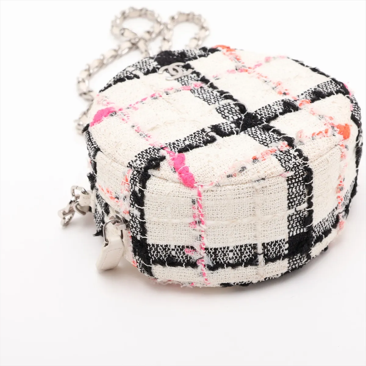 Matelassé Tweed Chain Shoulder Bag, Round, Beige, Silver Hardware, 29914123, Serial Number 29 — view 4