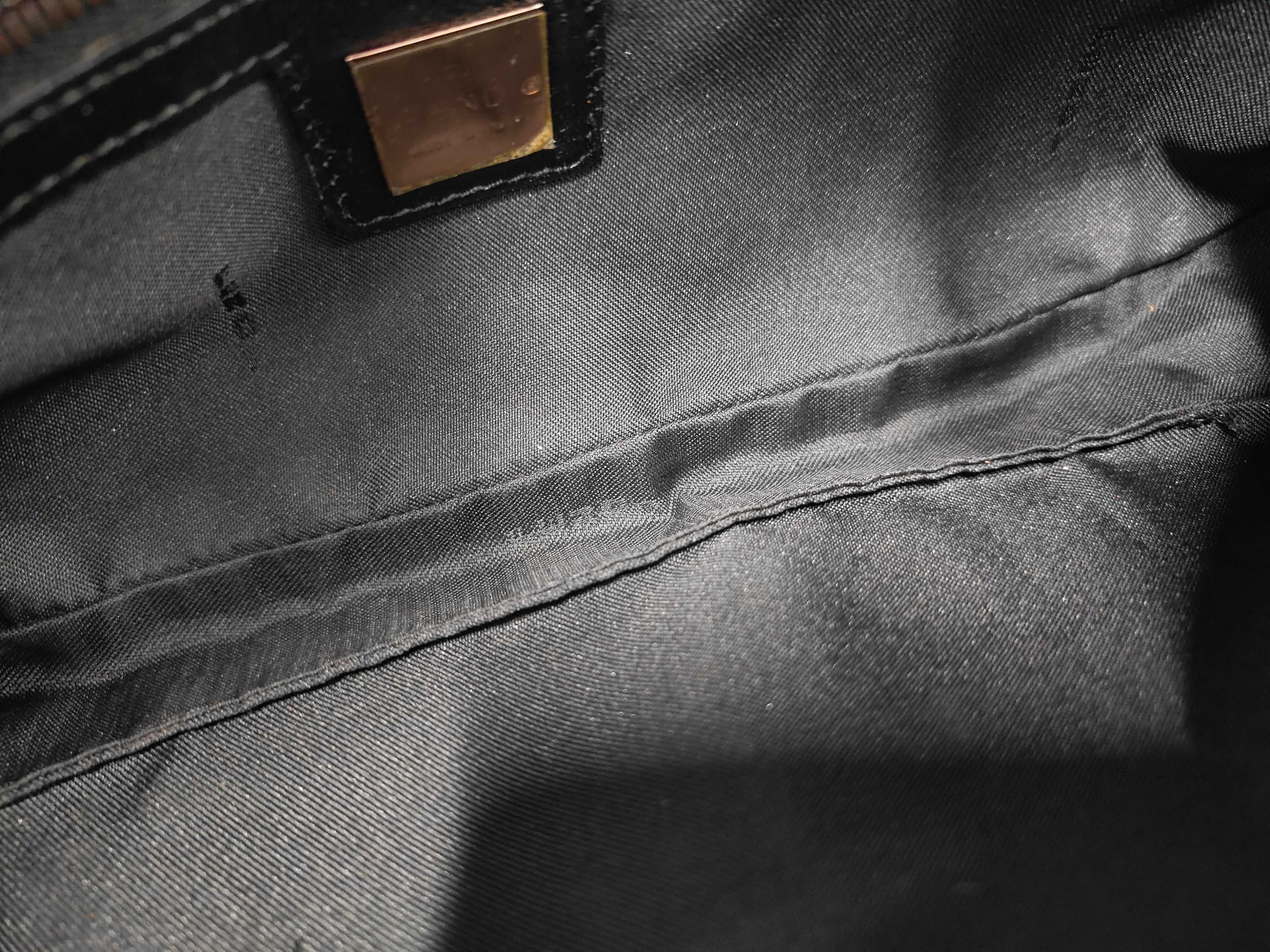 Baguette bag in dark brown/black zucchino canvas with gold hardware. — view 12