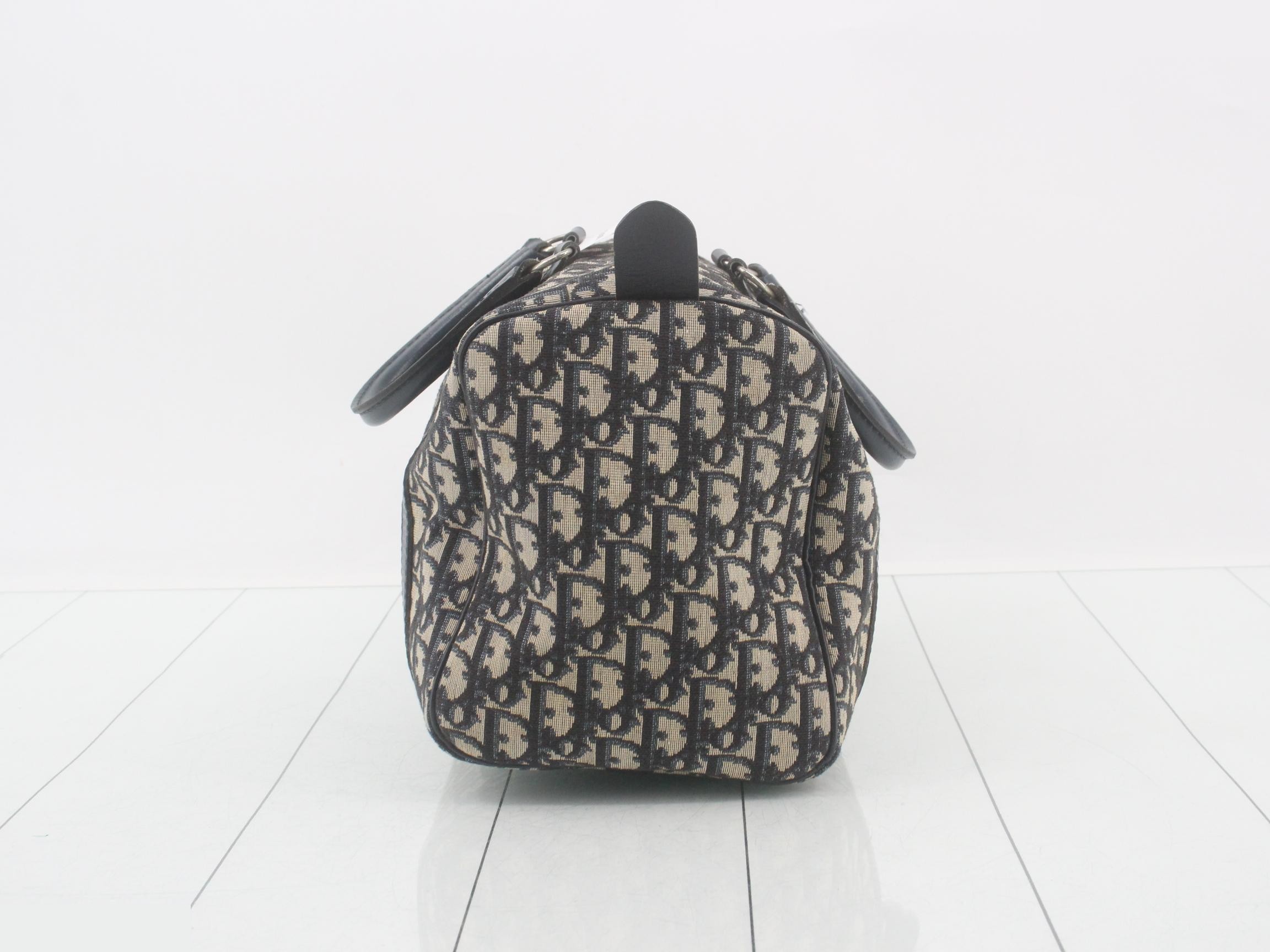 Trotter (bag) - Handbag - Mini Boston - Navy — view 3