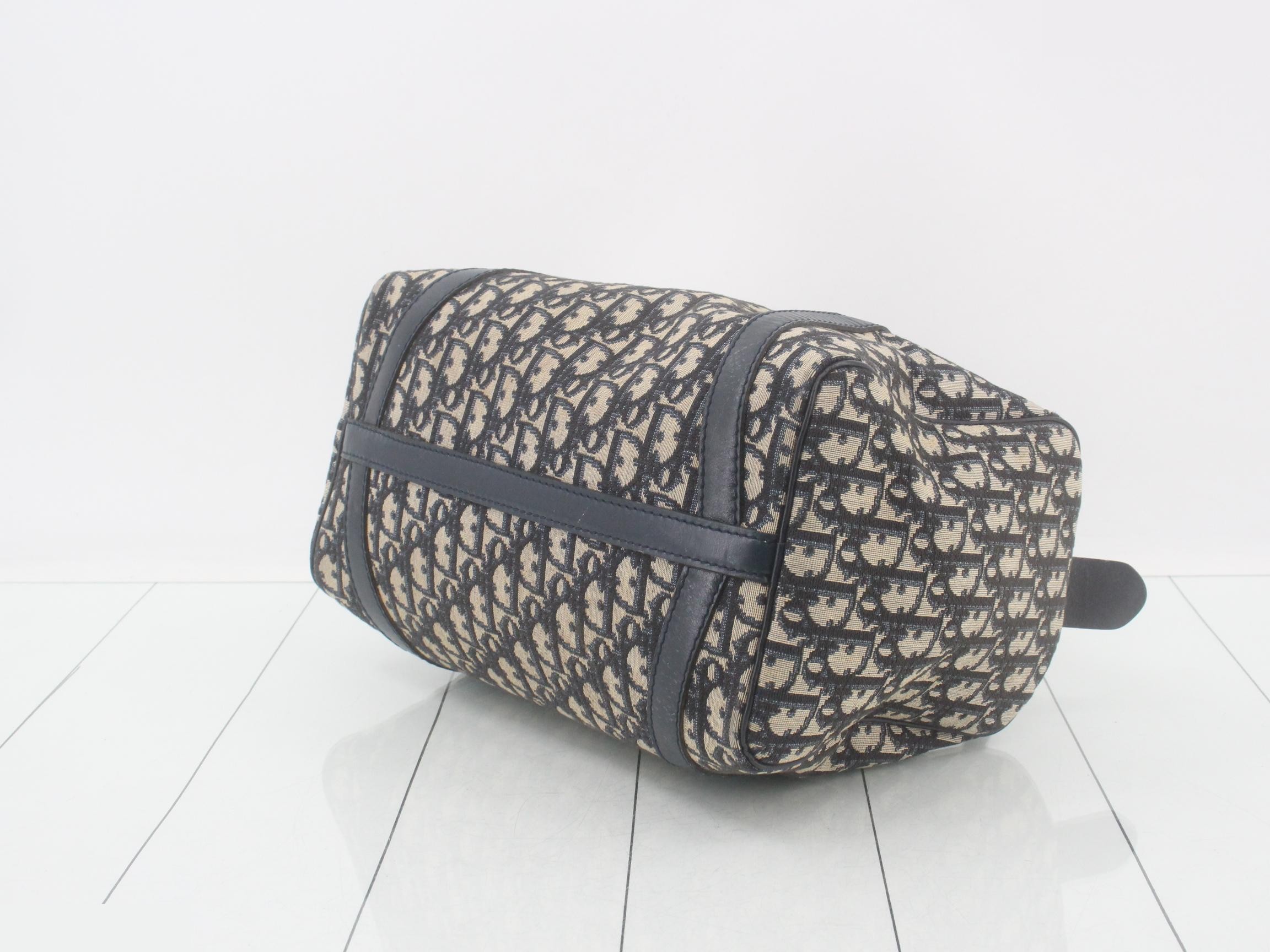 Trotter (bag) - Handbag - Mini Boston - Navy — view 6