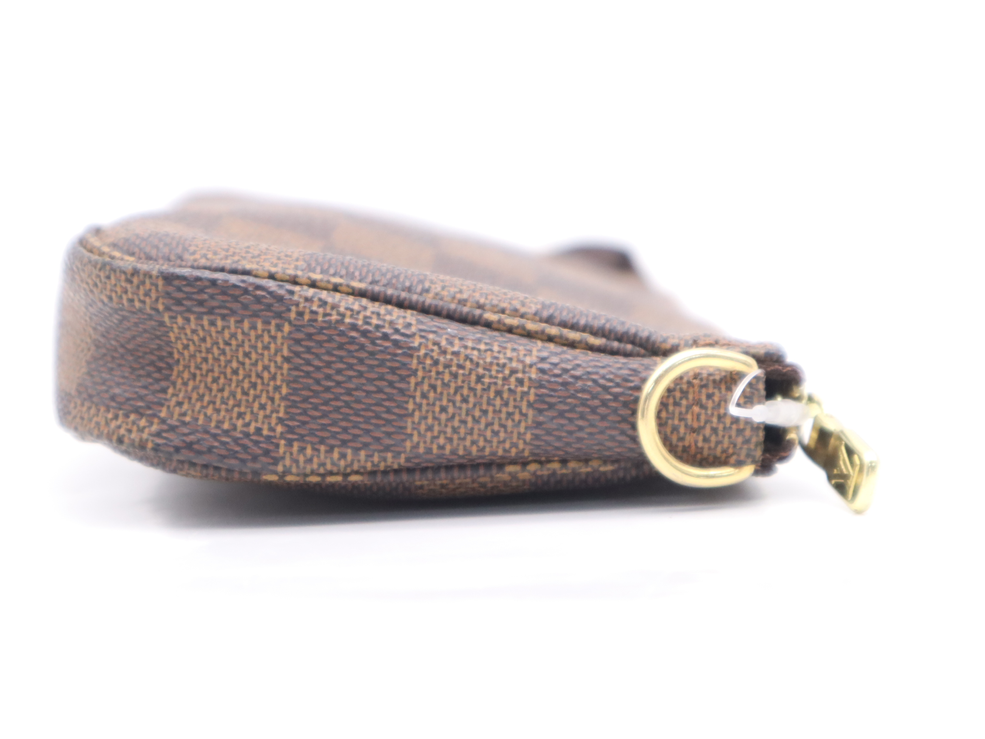 Damier Accessories Pouch — view 5