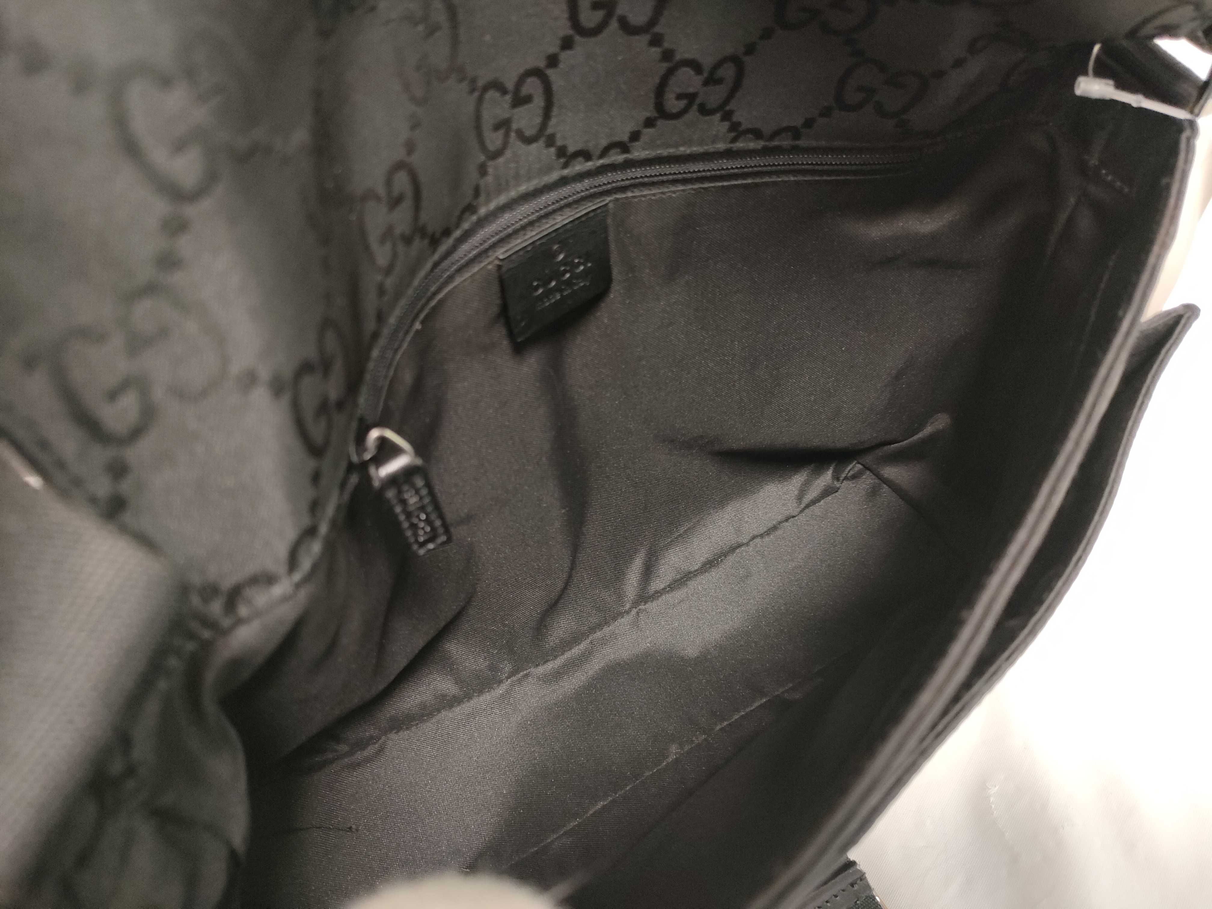 GG Supreme 001 3726 Shoulder Bag — view 10