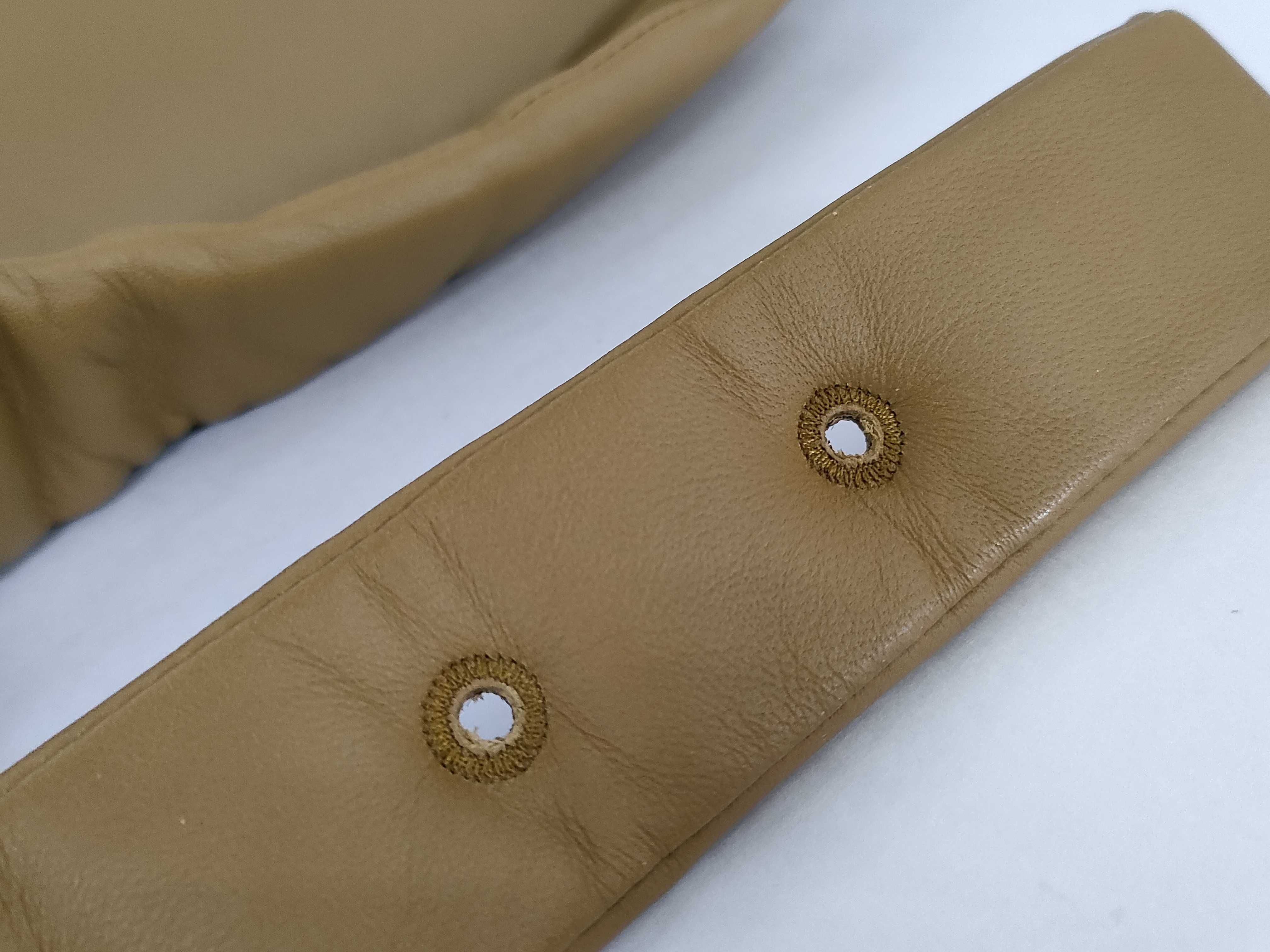 The Body Bag Shoulder Bag Beige Shoulder Bag — view 14