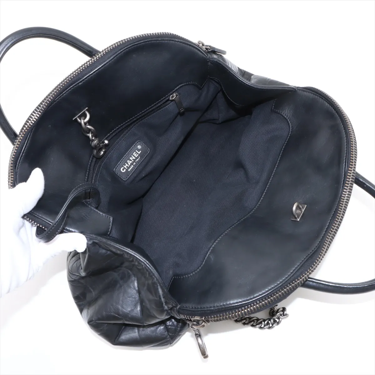 Matelasse Vintage Calf 2WAY Handbag Black Gunmetal Metal Fittings 17613049 17th Series — view 7