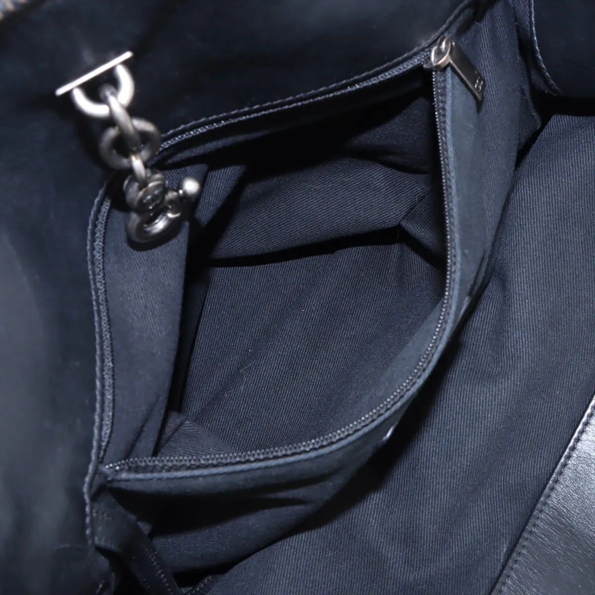 Matelasse Vintage Calf 2WAY Handbag Black Gunmetal Metal Fittings 17613049 17th Series — view 8