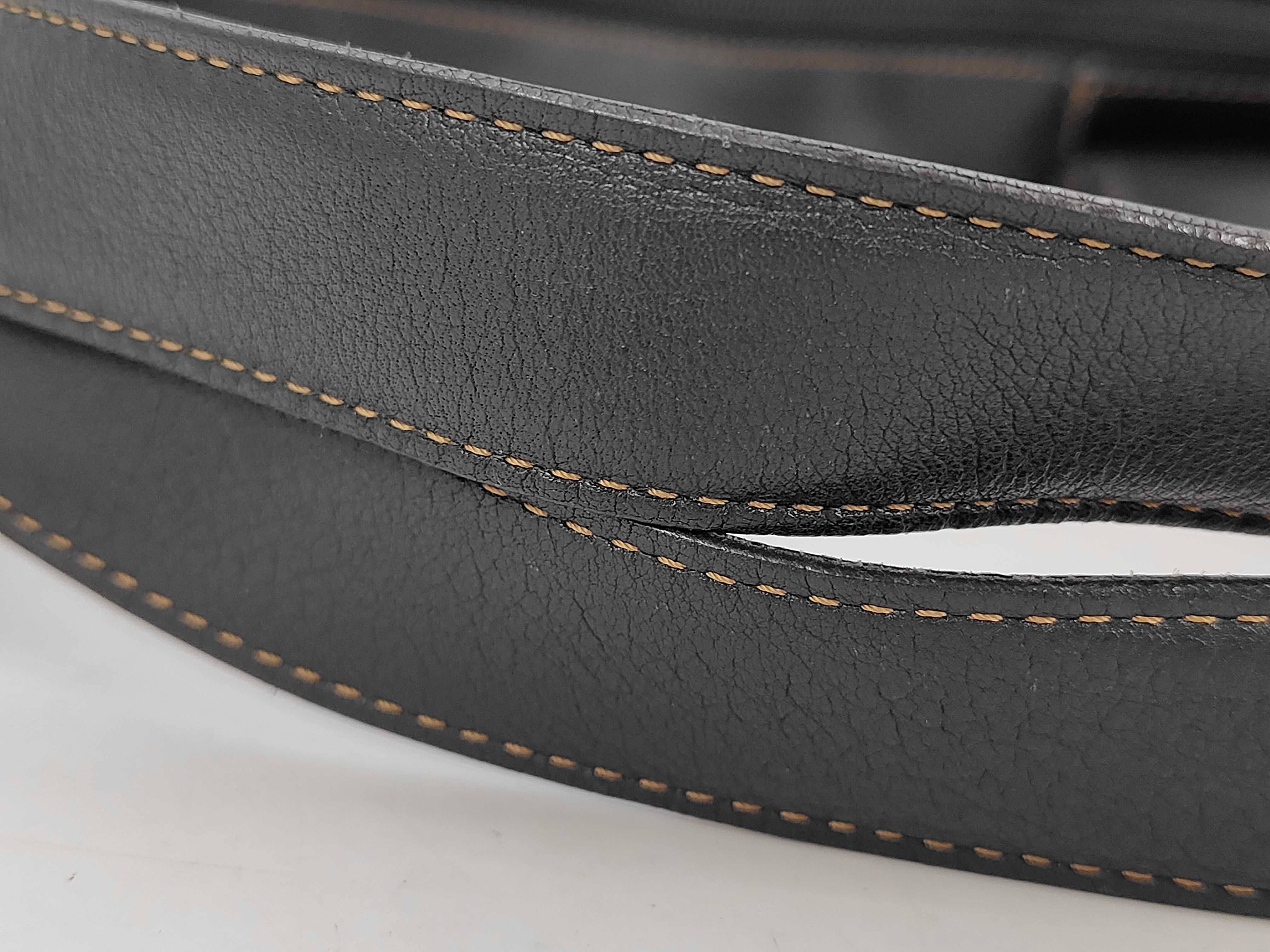 shoulder bag, gold hardware, leather, black. — view 6