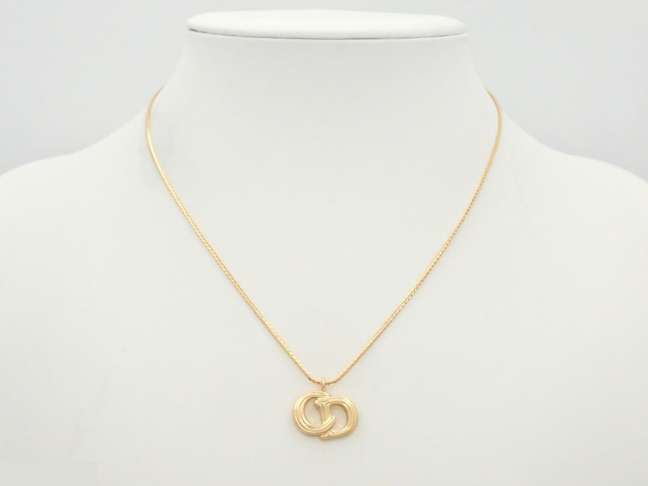 Other lines: Precious metal necklaces and pendants, chain approximately 42cm. — view 3