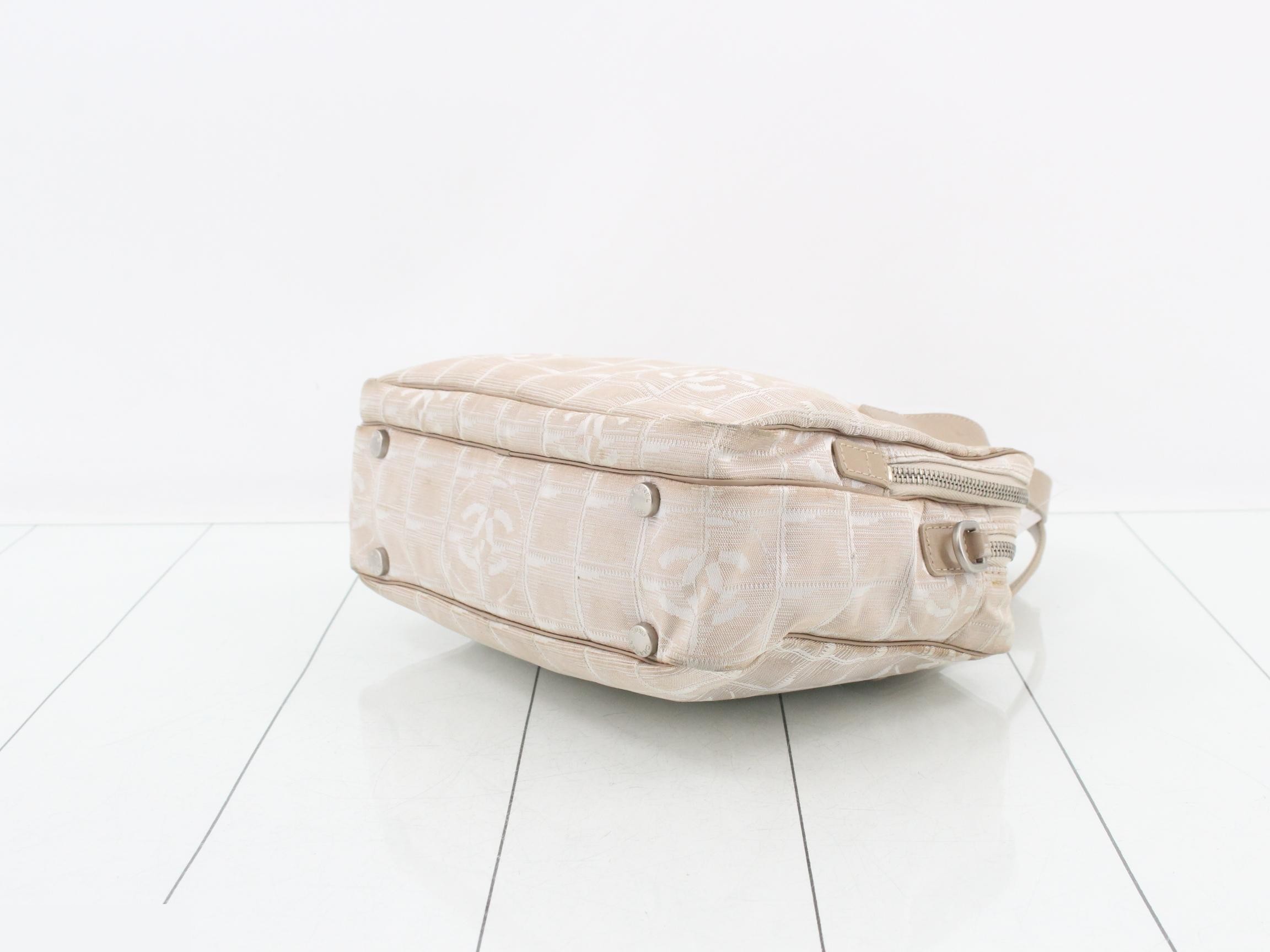 New Travel Line Handbag — view 6
