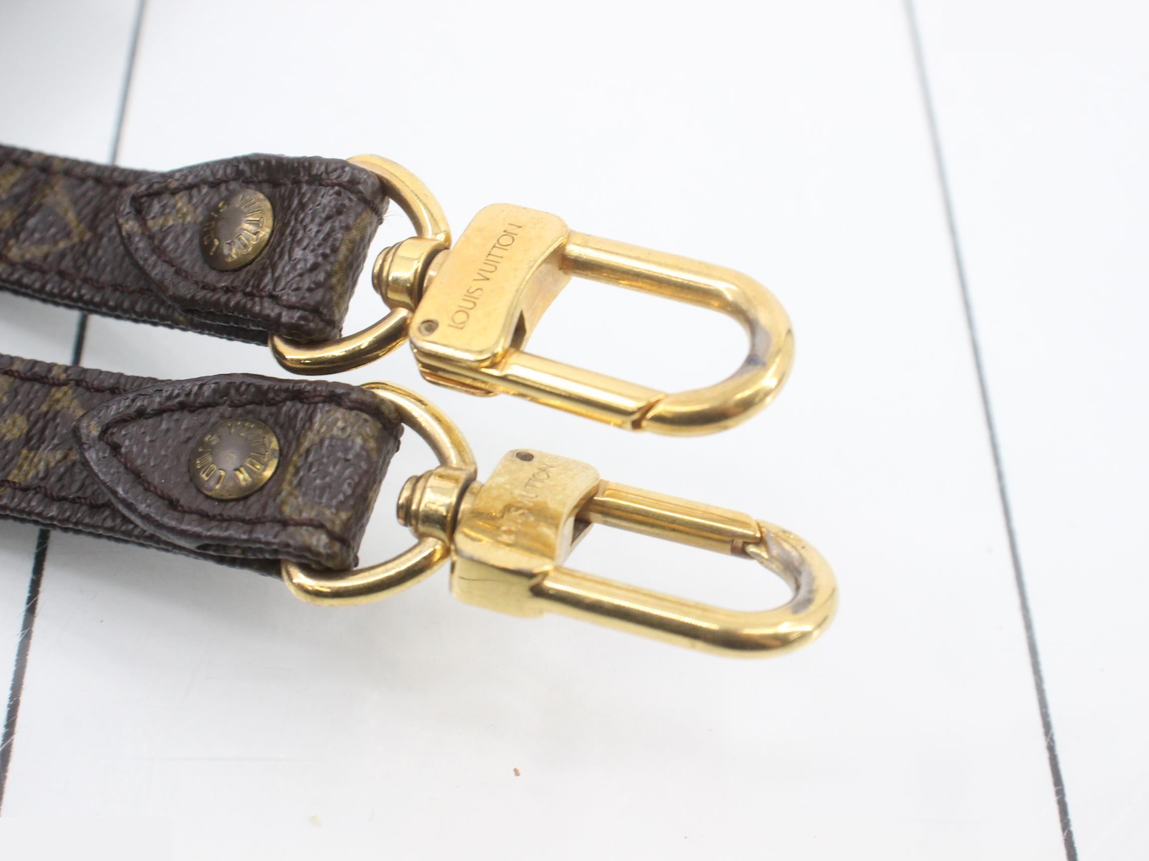Mini Speedy Monogram Strap — view 3