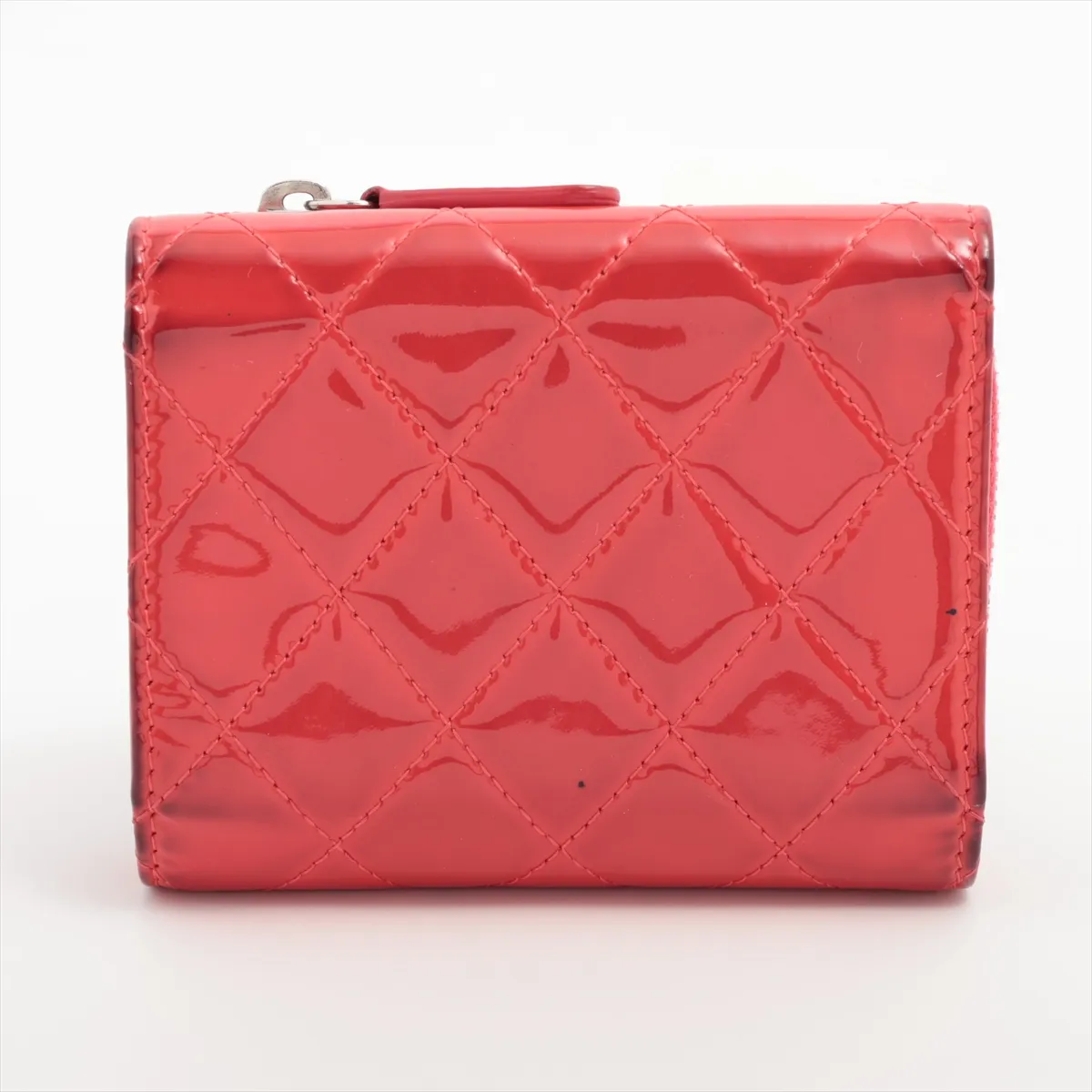 Matelassé Patent Leather Compact Wallet, Red, Silver Hardware, 21540928 — view 2