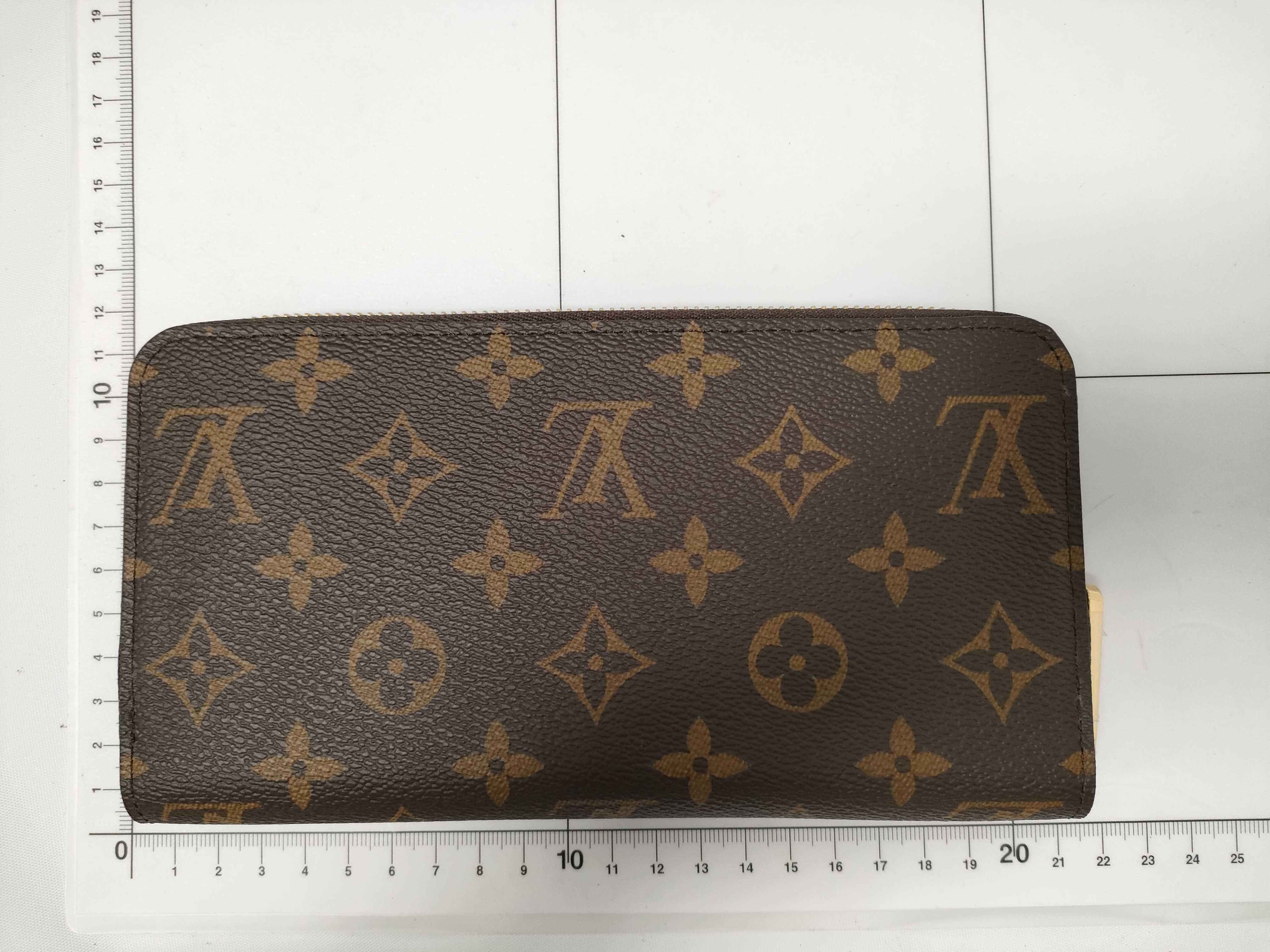 Monogram Zippy Wallet M41895 RFID — view 3