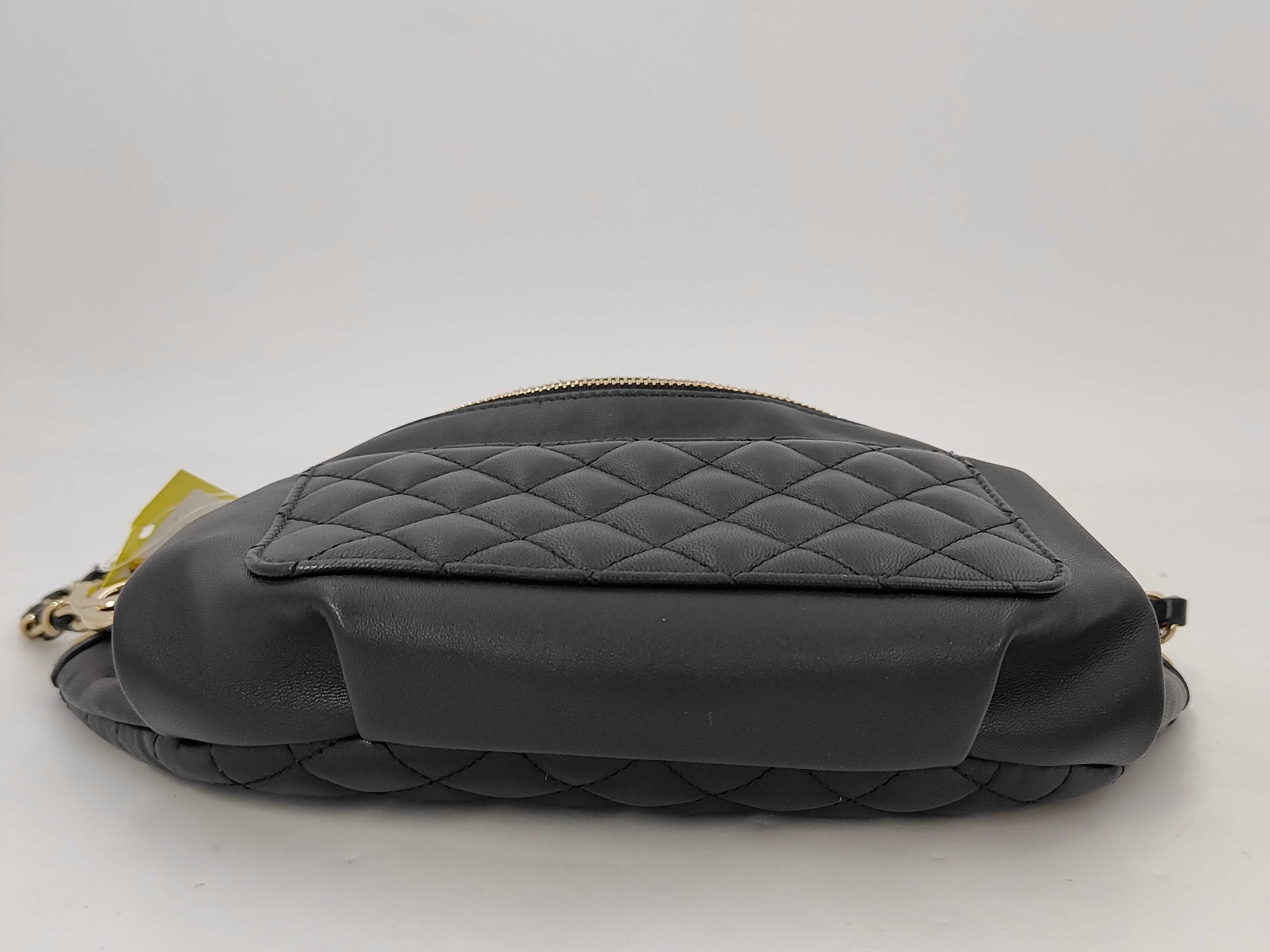 Matelassé Lambskin Body Bag, Black — view 4