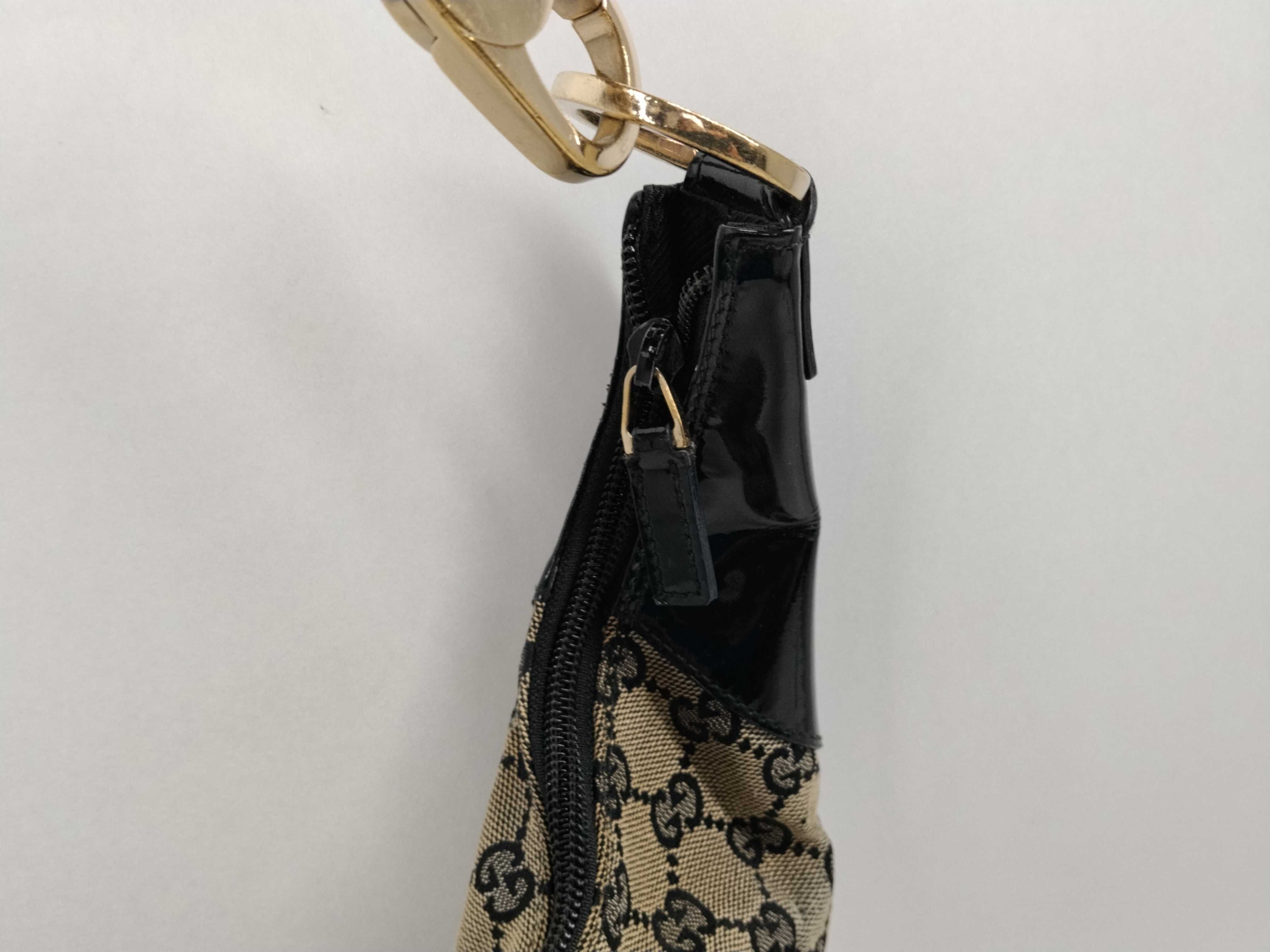GG Canvas One-Shoulder Bag — view 5