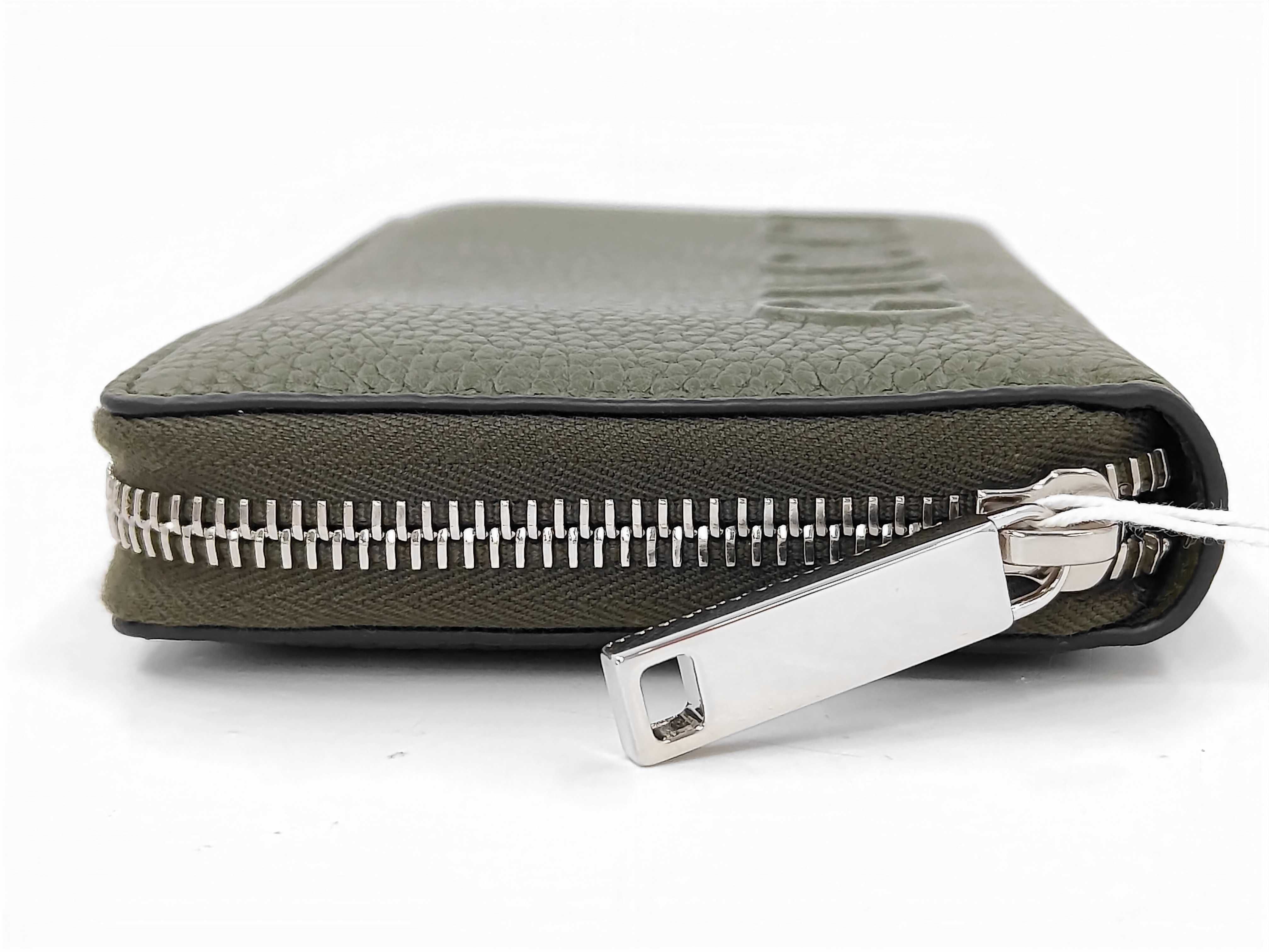 Leather Embossed Logo Round Zip Long Wallet 835120 Khaki Wallet — view 6