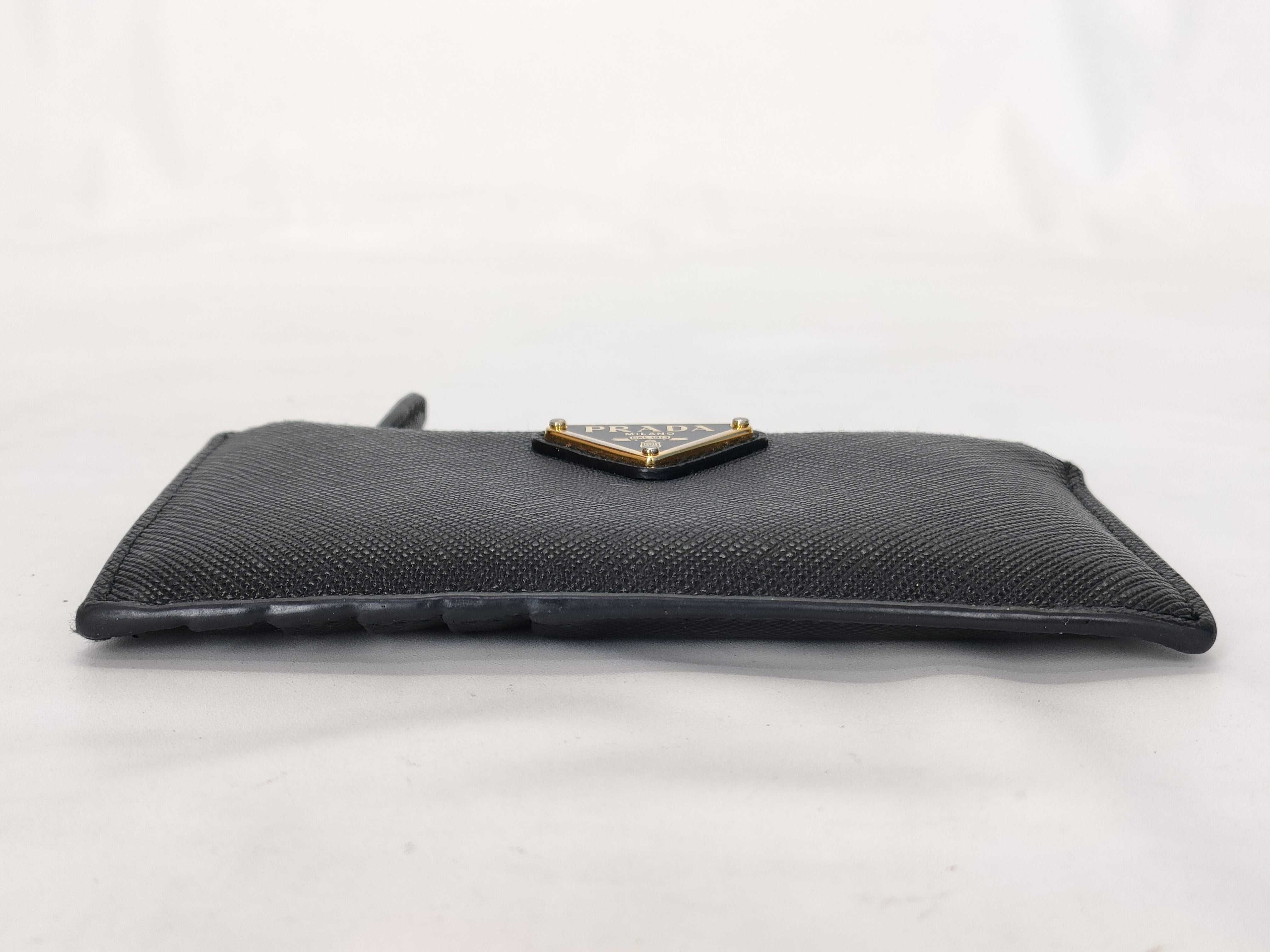 card case with triangular logo. Card case, pass case, business card holder. — view 3
