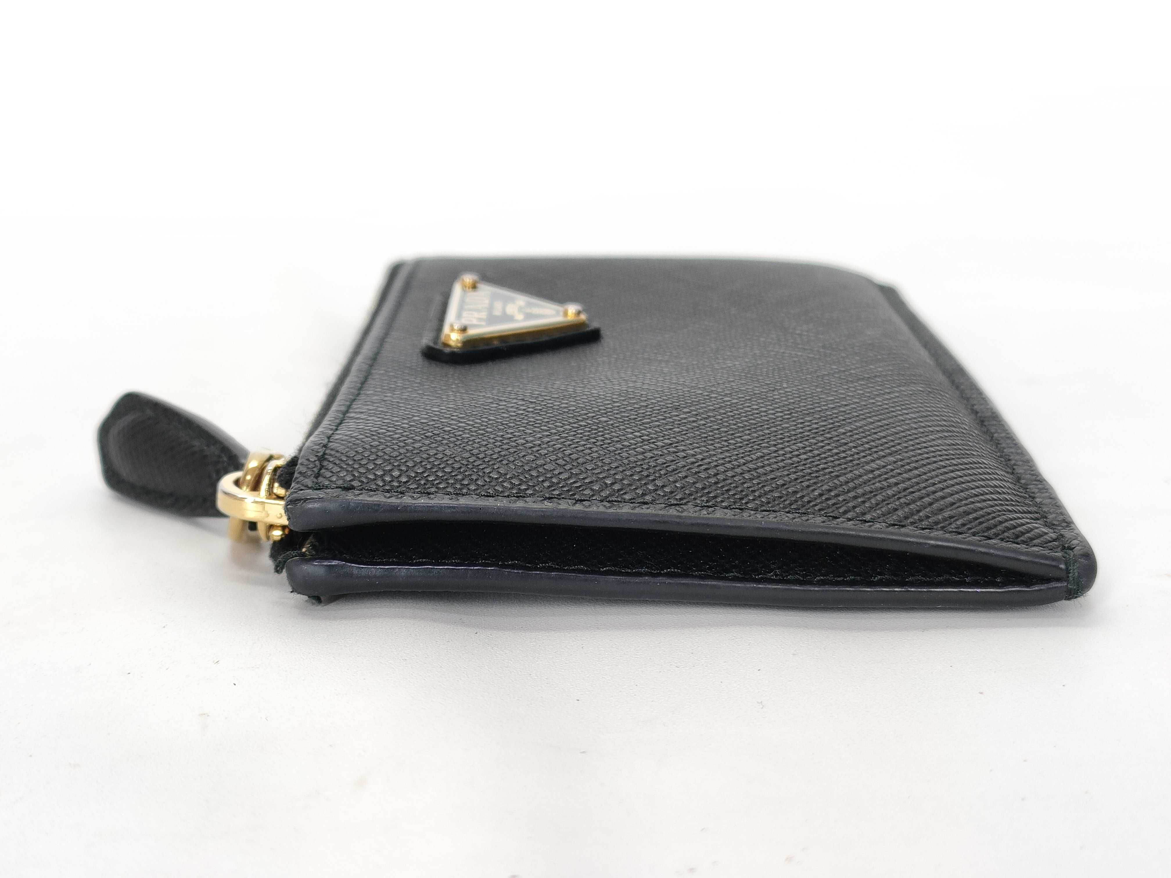 card case with triangular logo. Card case, pass case, business card holder. — view 5