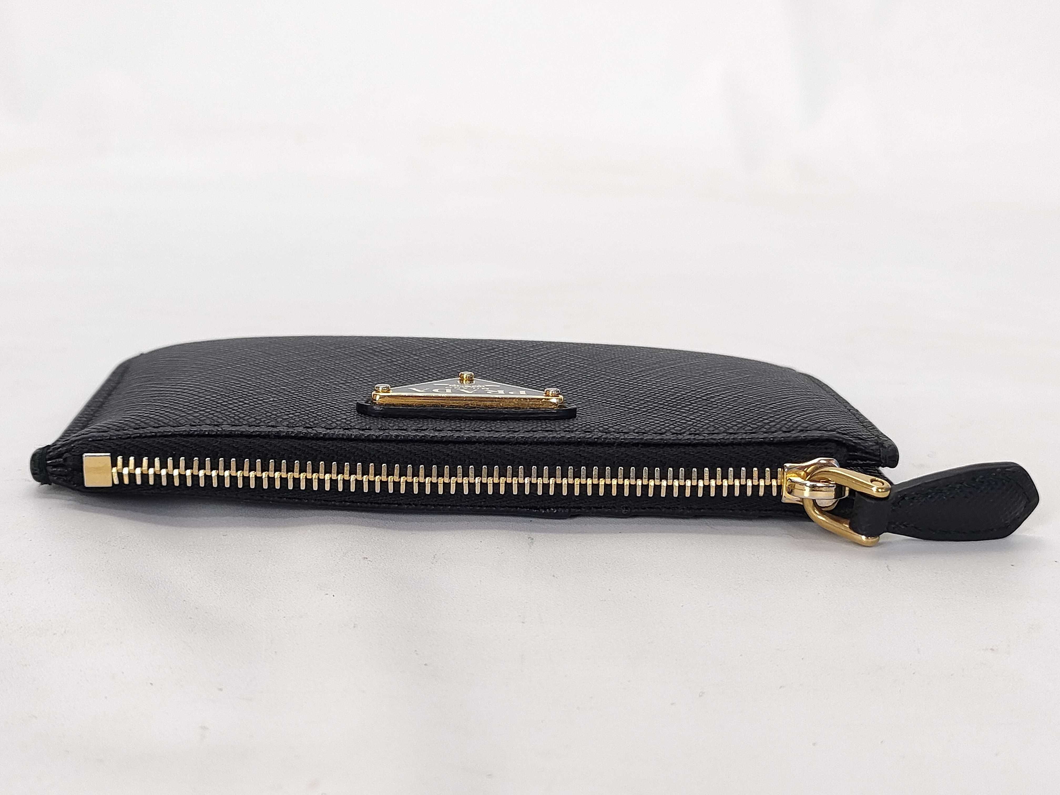 card case with triangular logo. Card case, pass case, business card holder. — view 6