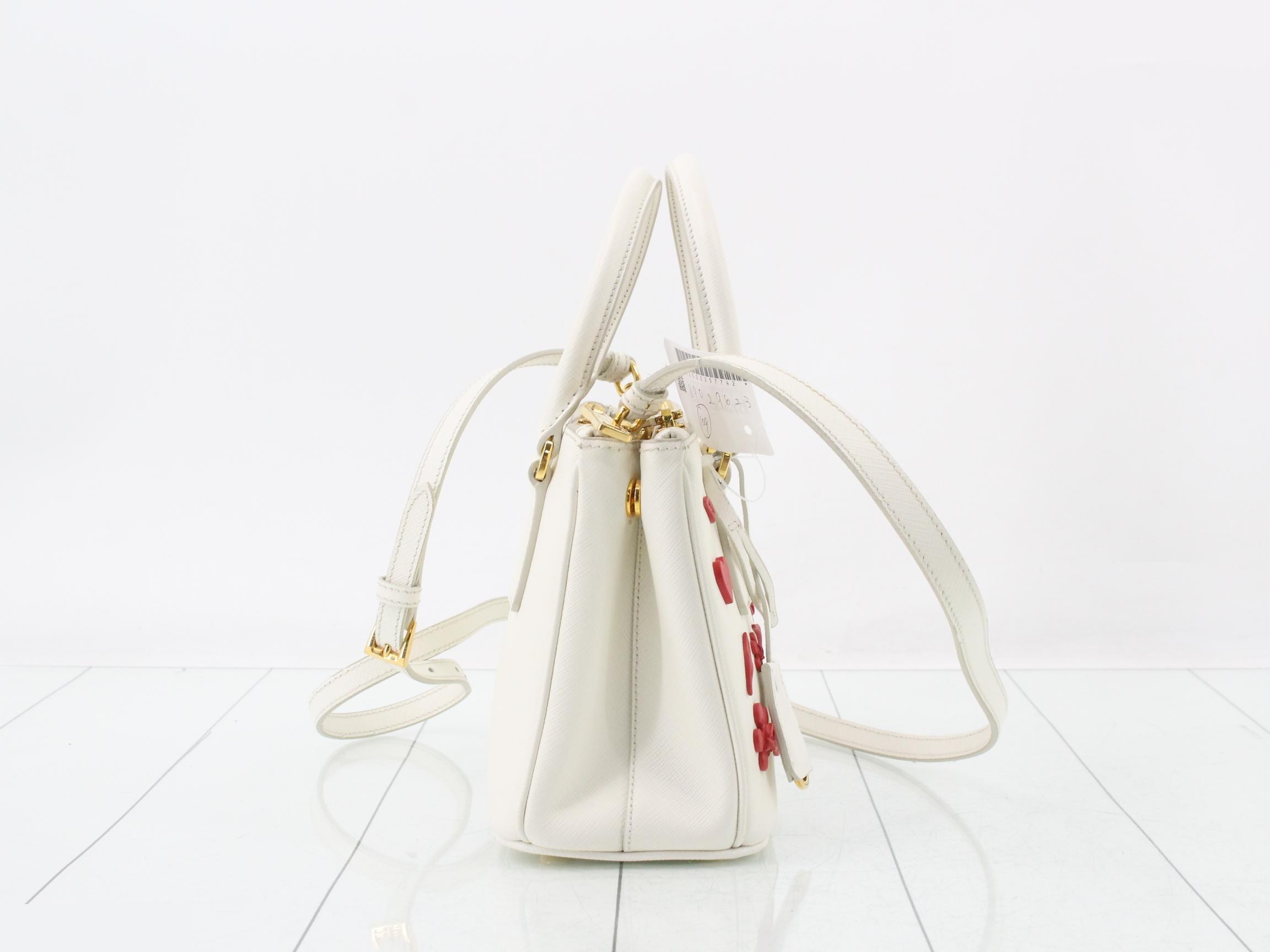 Galleria Saffiano Heart/Plant Motif 2-Way Shoulder/Handbag — view 4