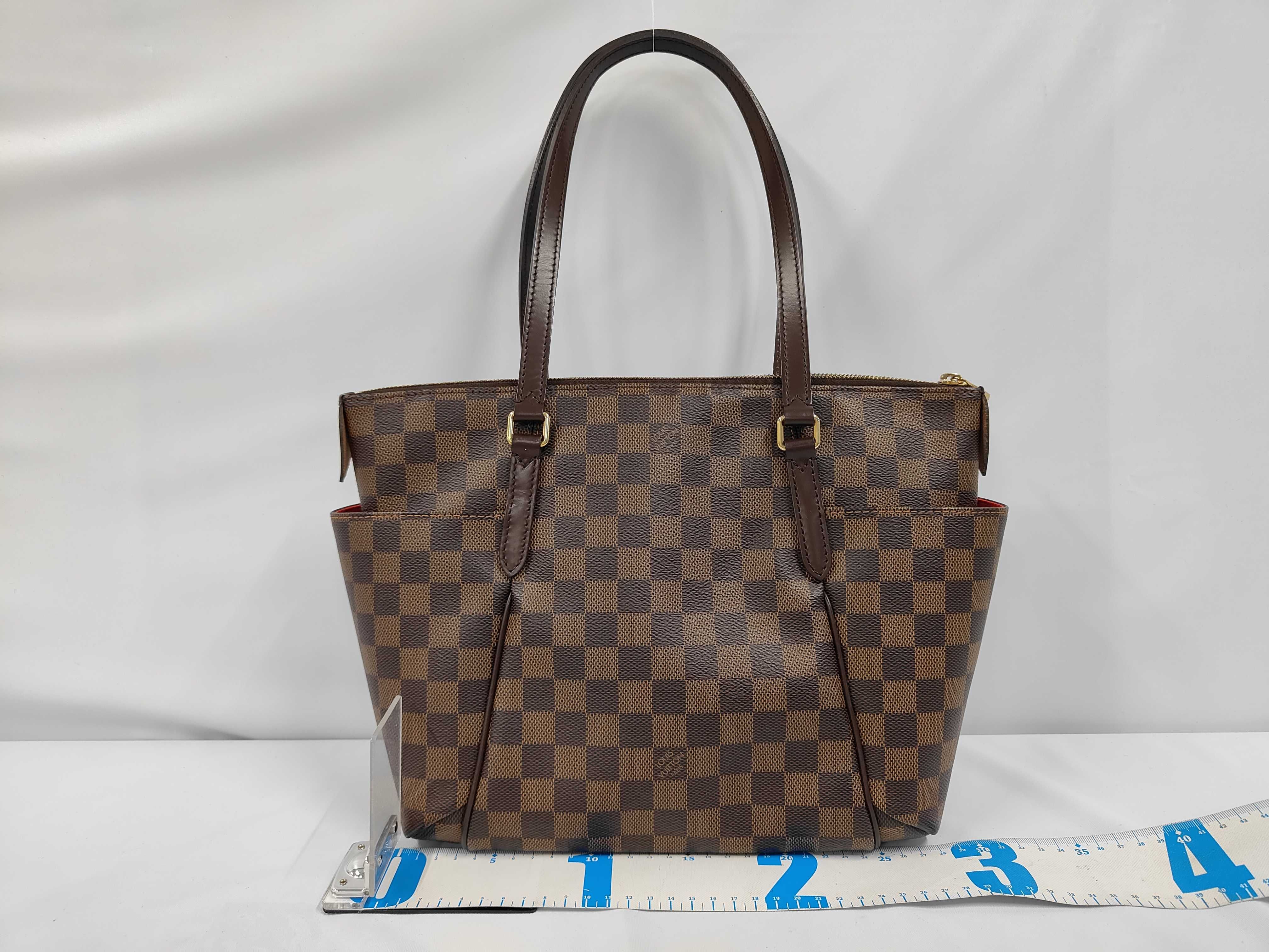 Totally Shoulder Bag — view 2