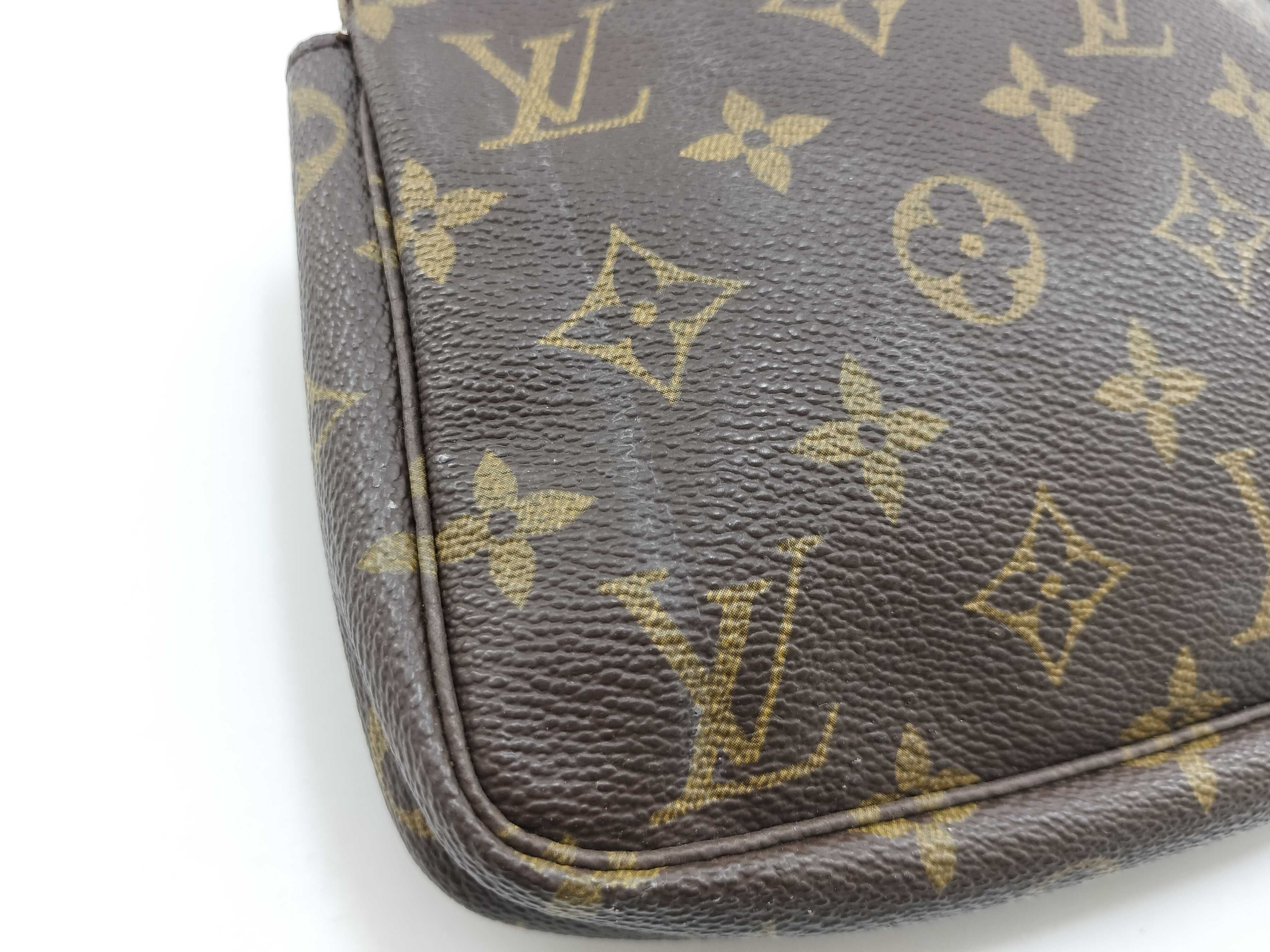 Monogram / Monogram / Pochette Accessoires (Old Model) — view 13