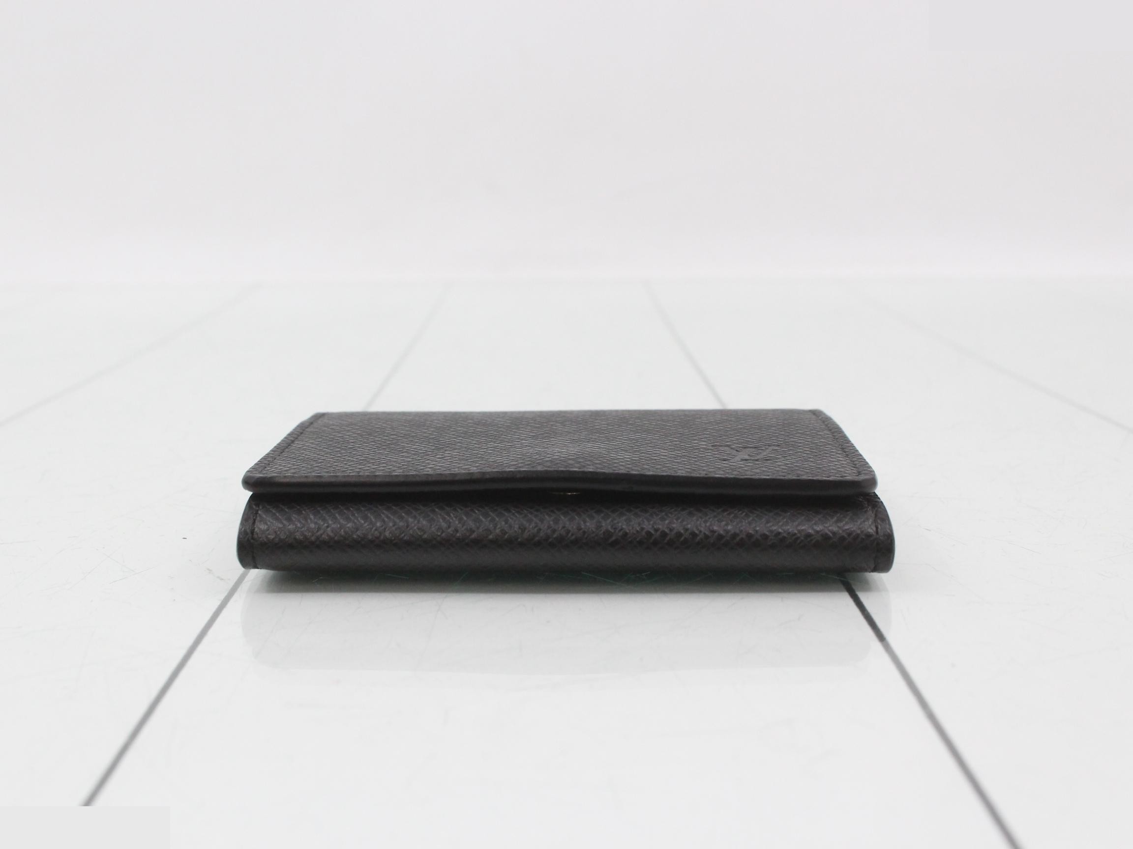 Card case with IC sensor. — view 3