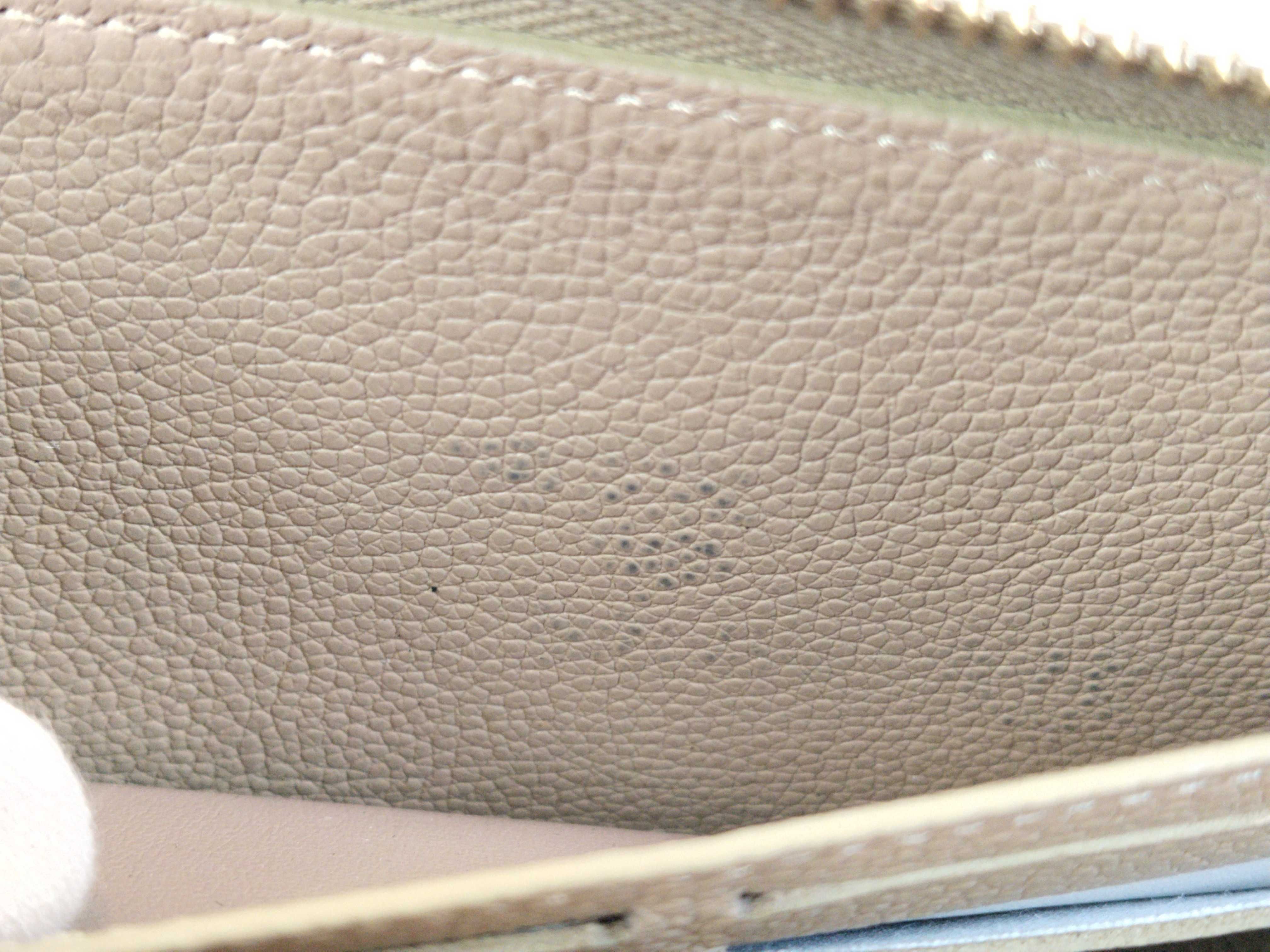 Monogram Empreinte LV Monogram Empreinte Bicolor Portefeuille Clemence Round Zip Long Wallet M82478 Khaki/Beige RFID detected Wallet — view 12
