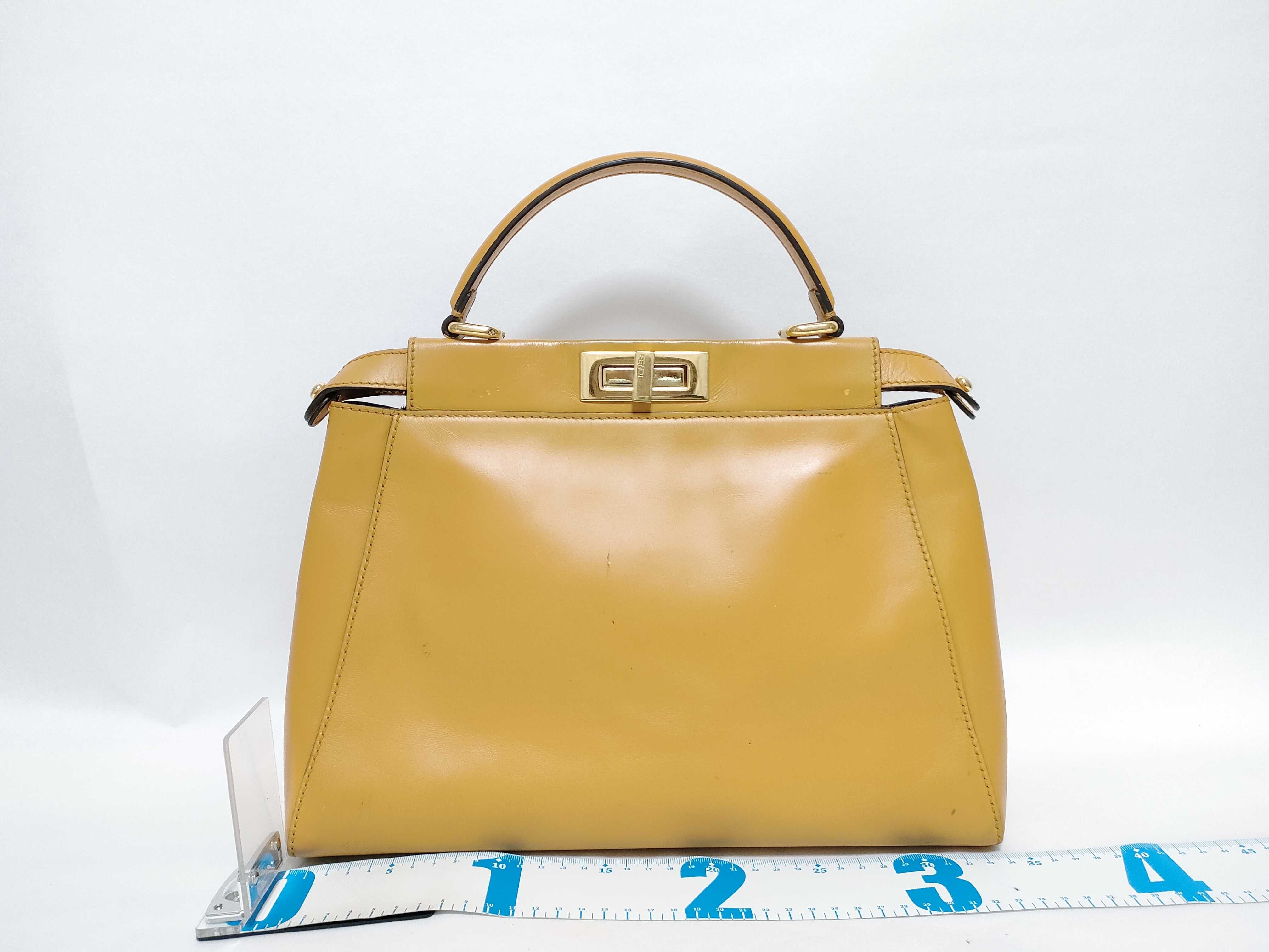 handbag — view 2